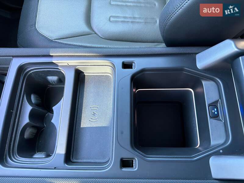 Позашляховик / Кросовер Land Rover Defender 2021 в Києві