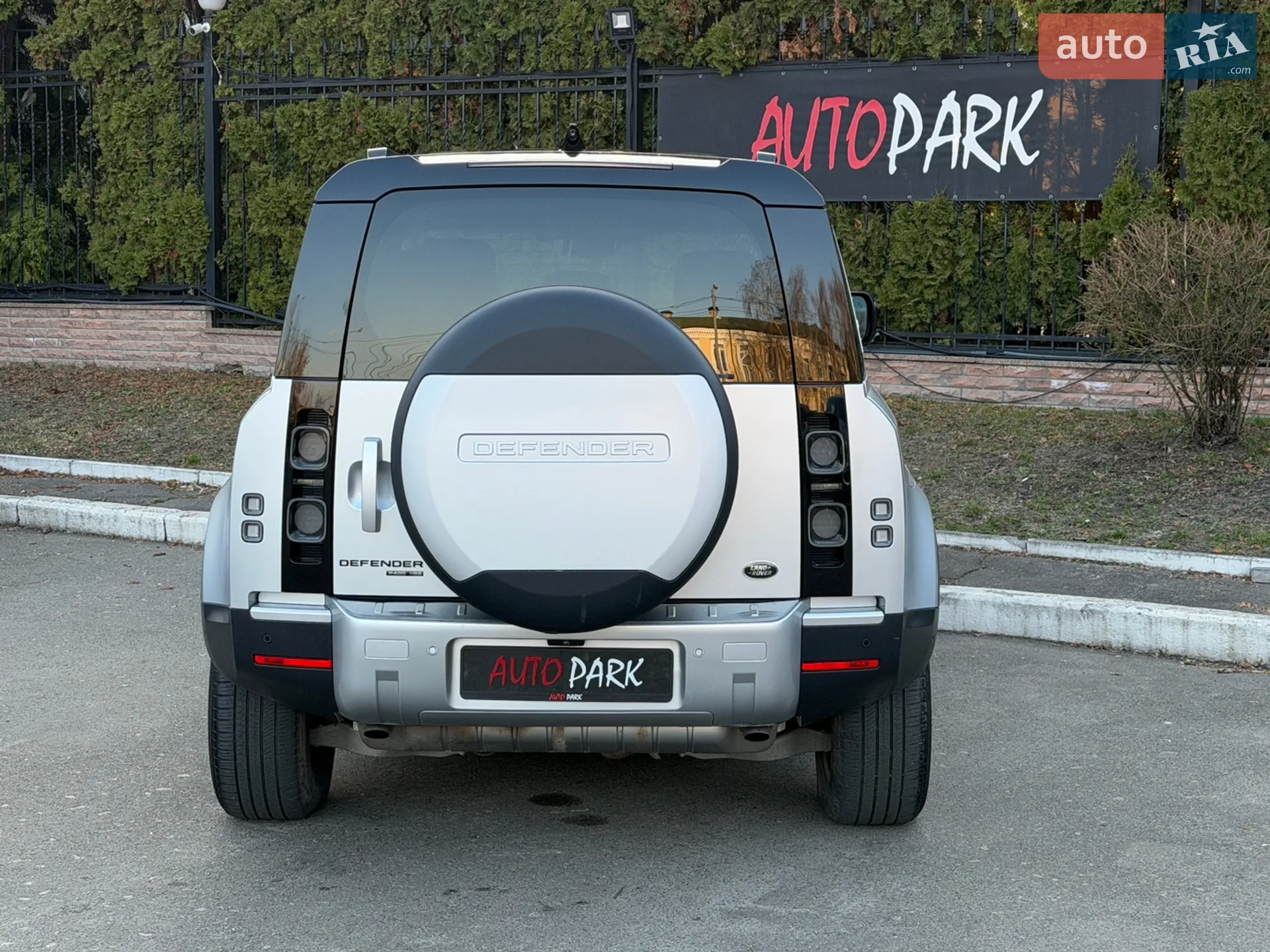 2020 Land Rover Defender - мініатюра 9