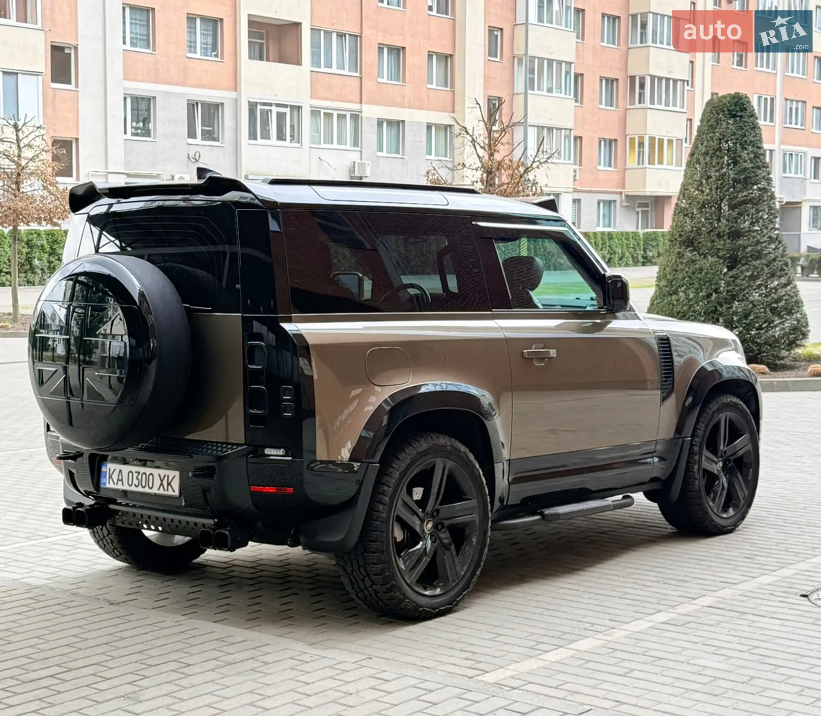 2023 Land Rover Defender - мініатюра 4