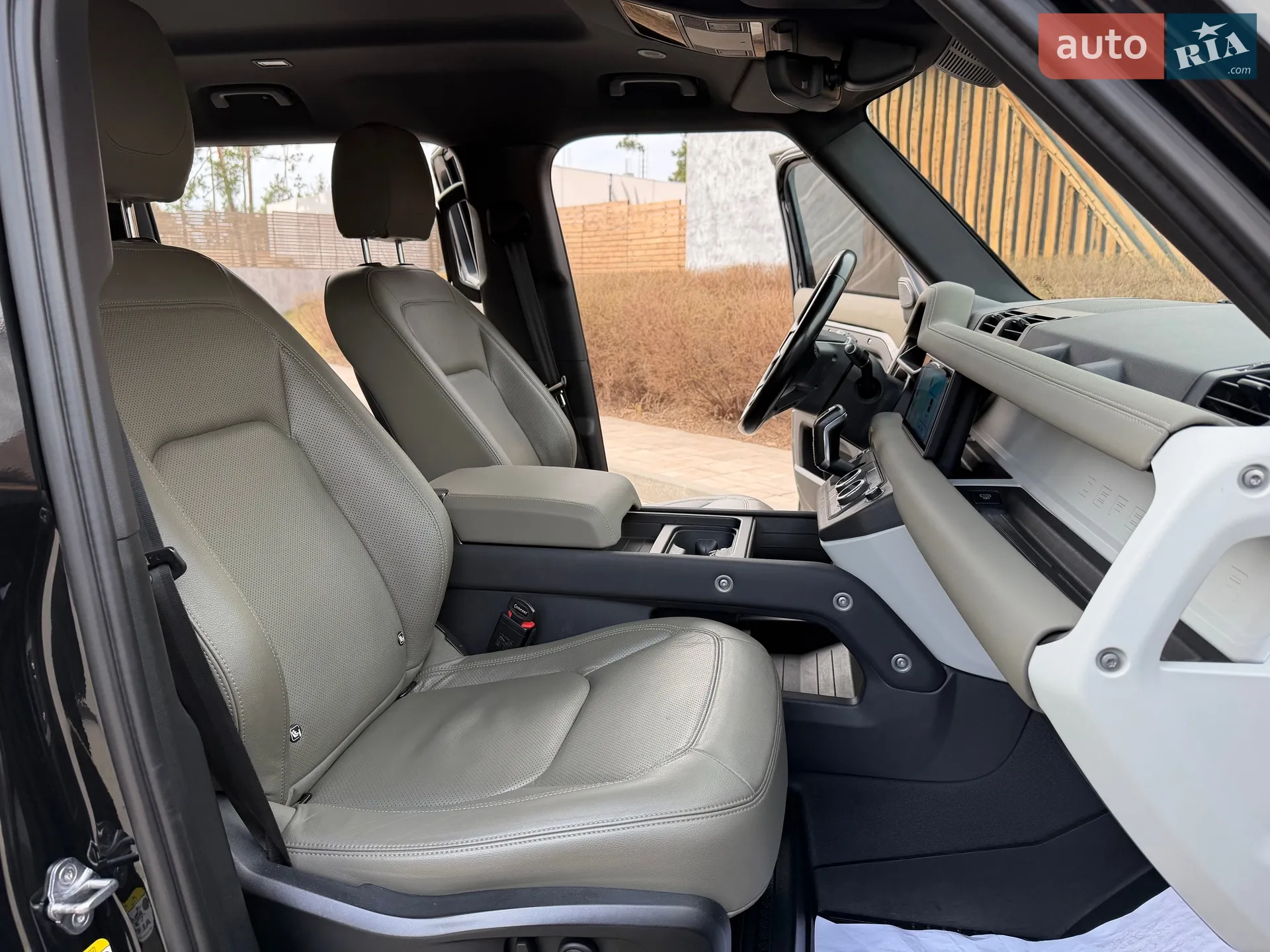 2022 Land Rover Defender - мініатюра 103