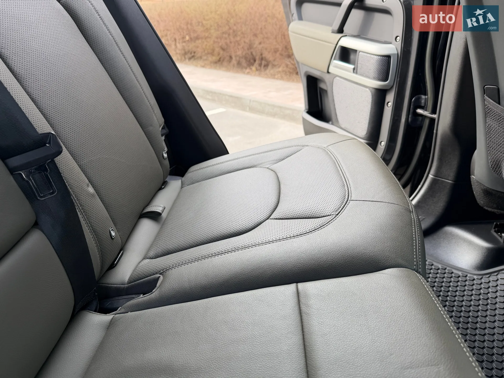 2022 Land Rover Defender - мініатюра 112