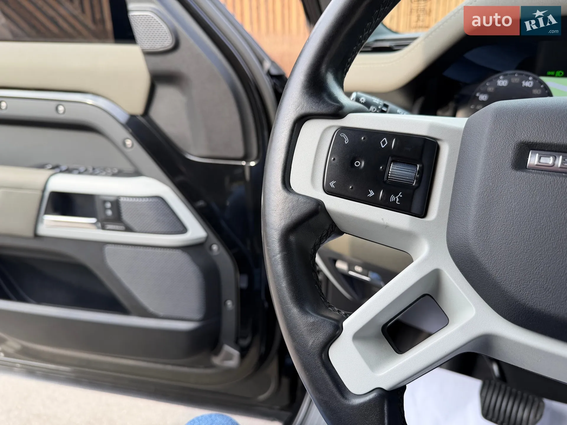 2022 Land Rover Defender - мініатюра 145