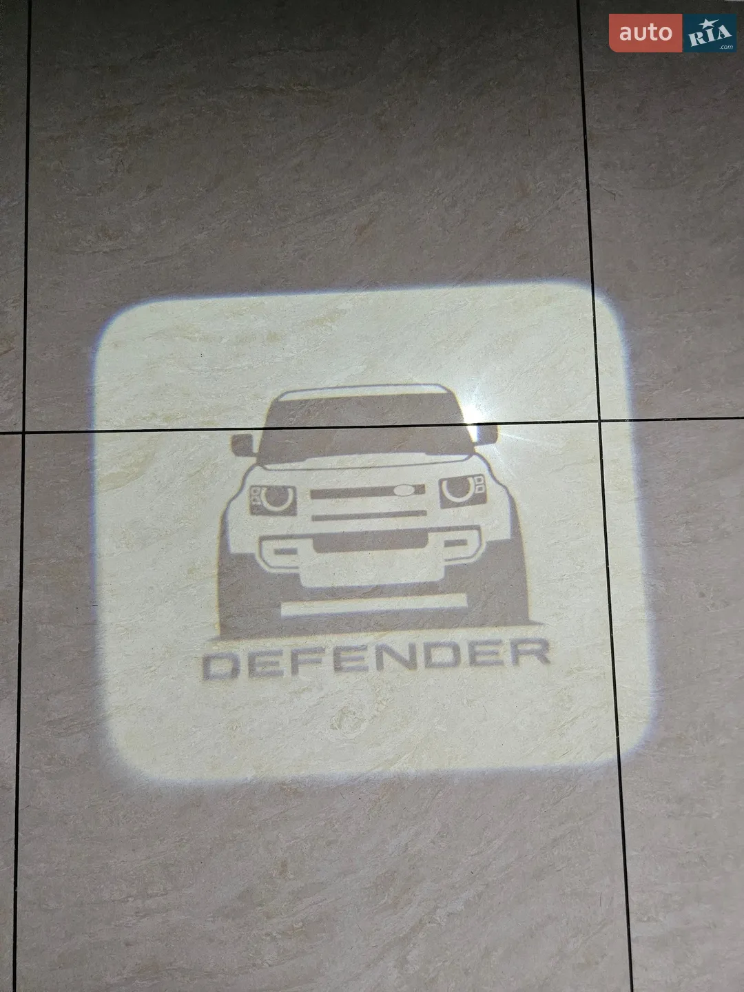 2020 Land Rover Defender - мініатюра 19
