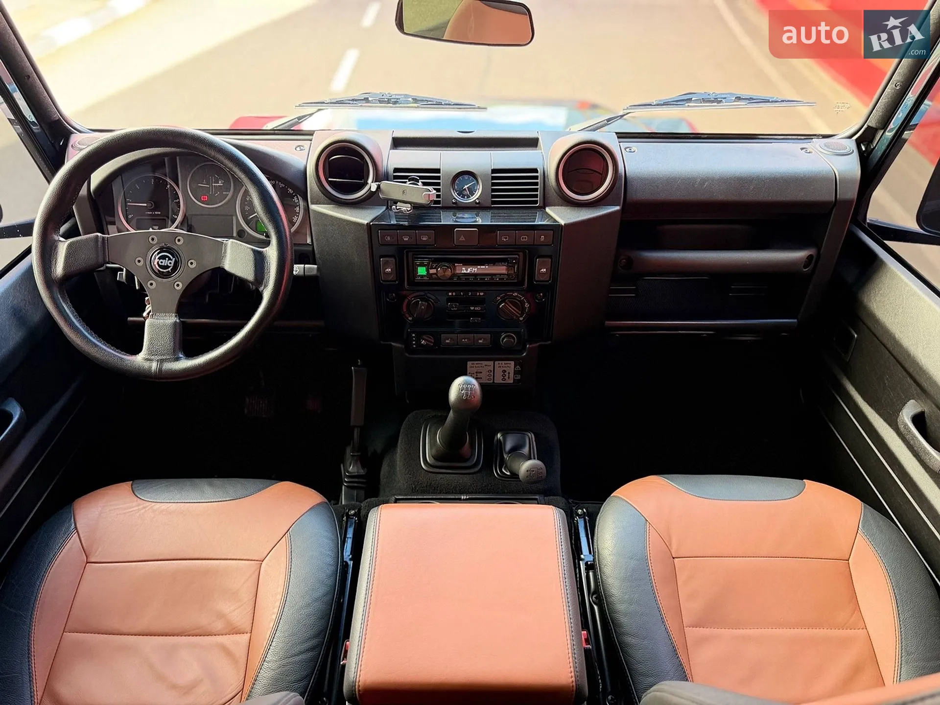 2016 Land Rover Defender - мініатюра 13