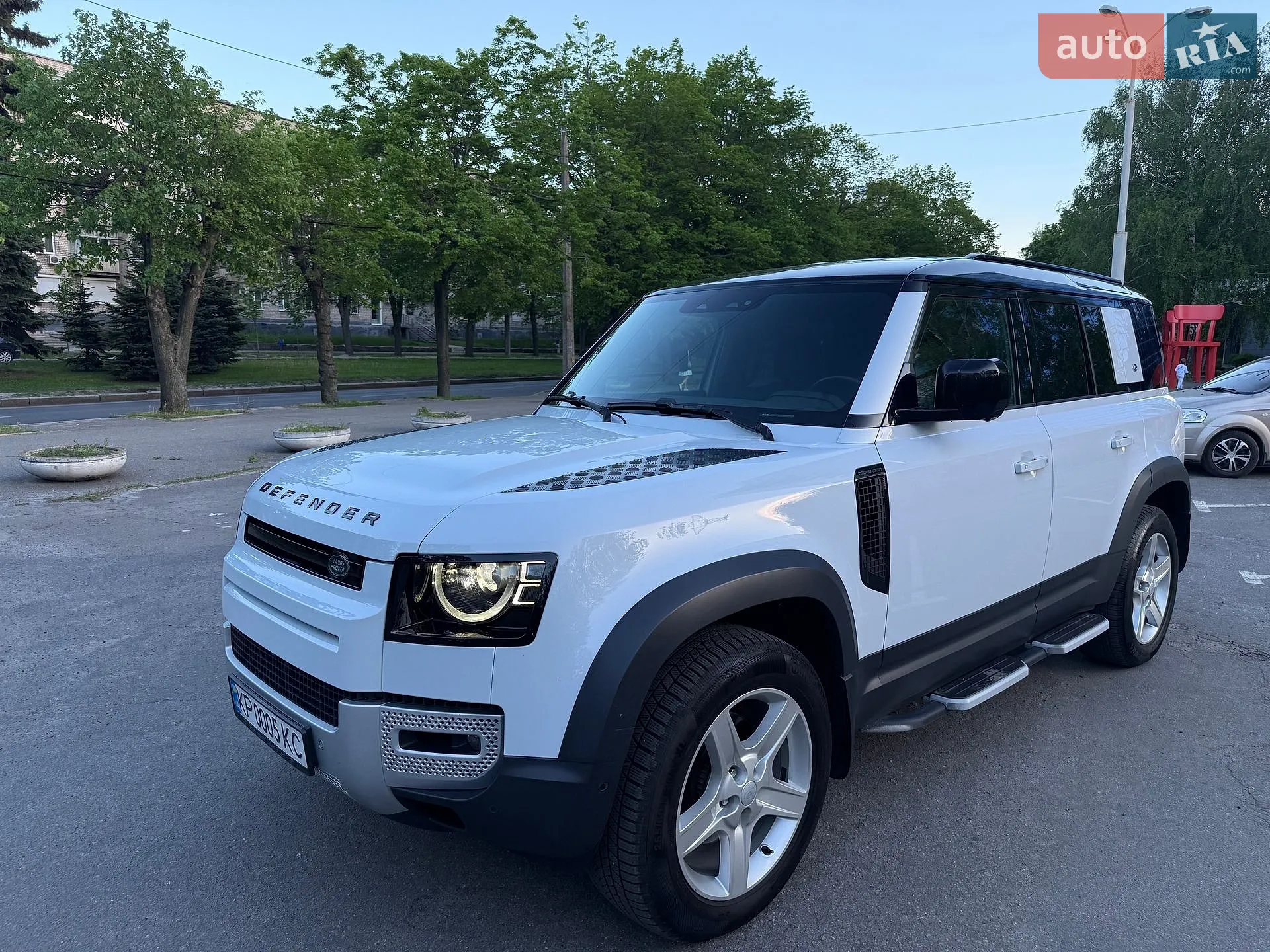 2021 Land Rover Defender - мініатюра 5