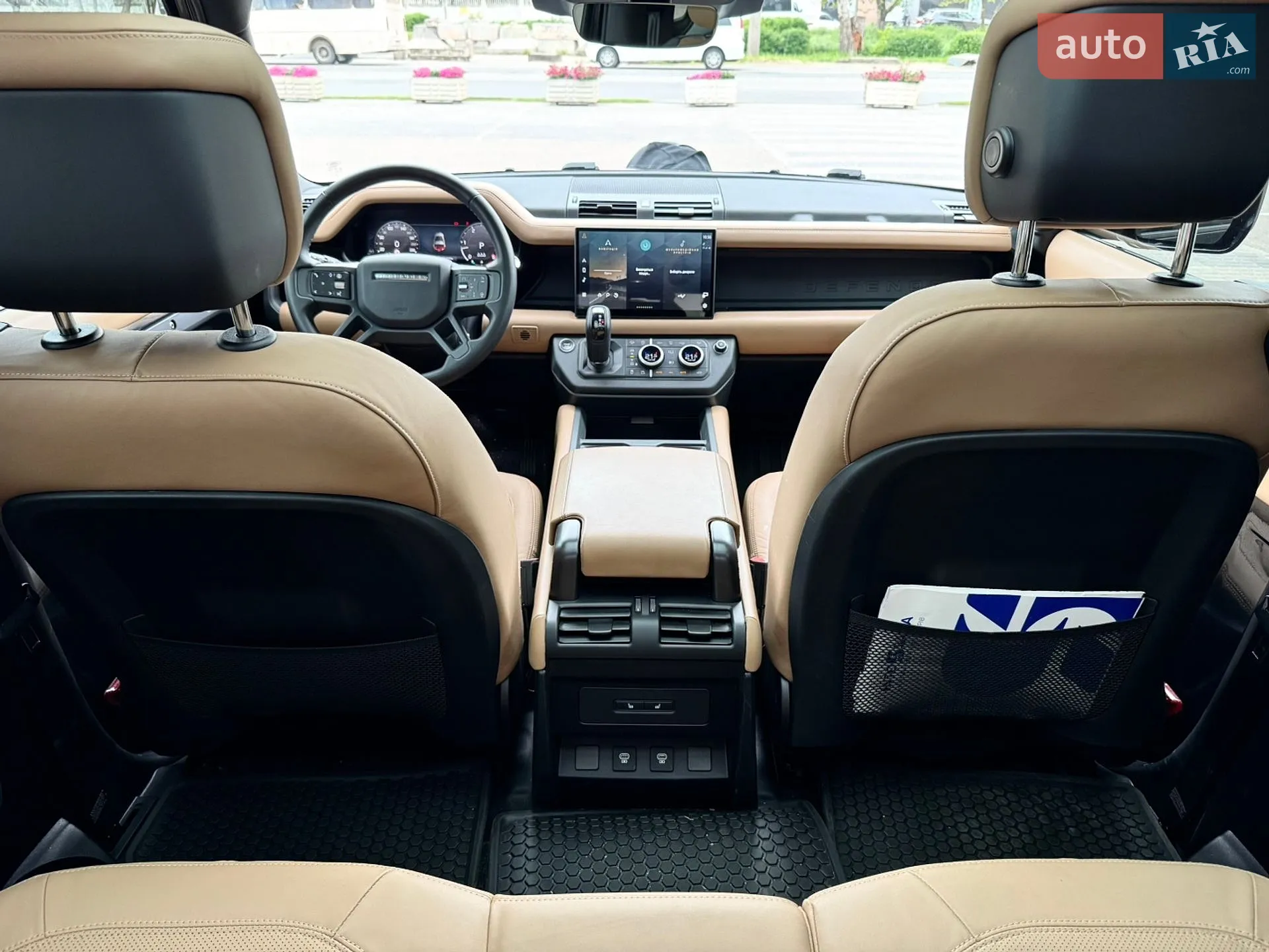 2025 Land Rover Defender - мініатюра 17