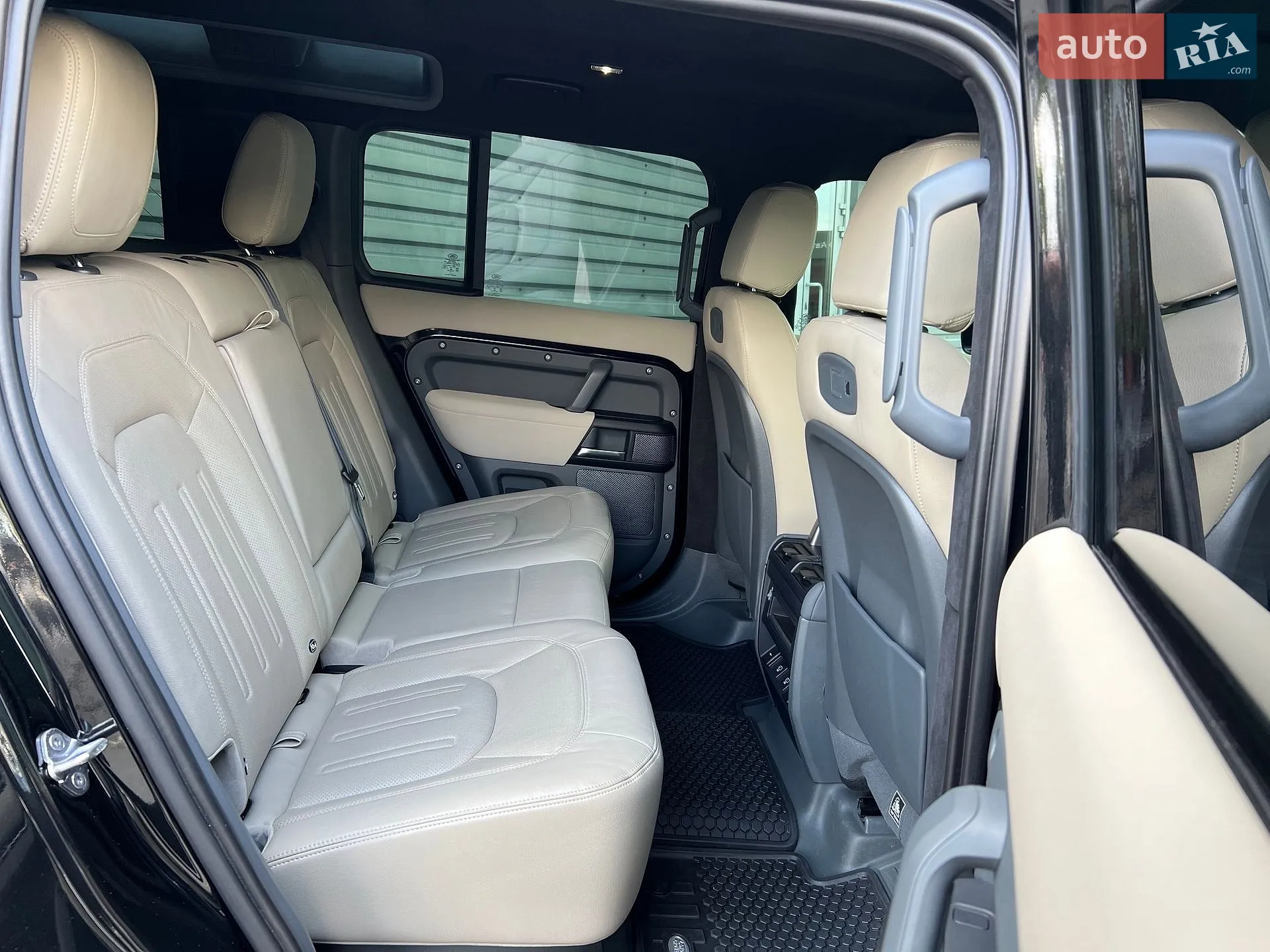 2021 Land Rover Defender - мініатюра 22
