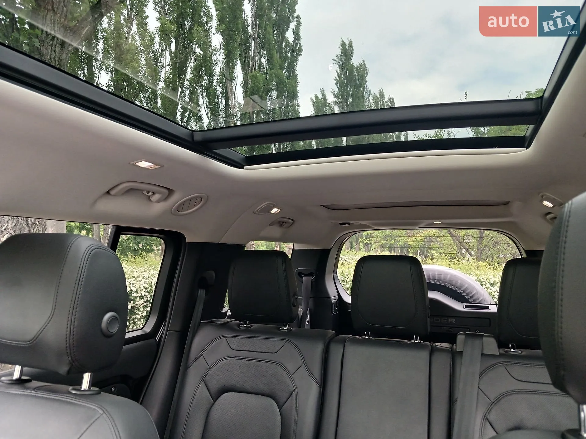 2022 Land Rover Defender - мініатюра 35