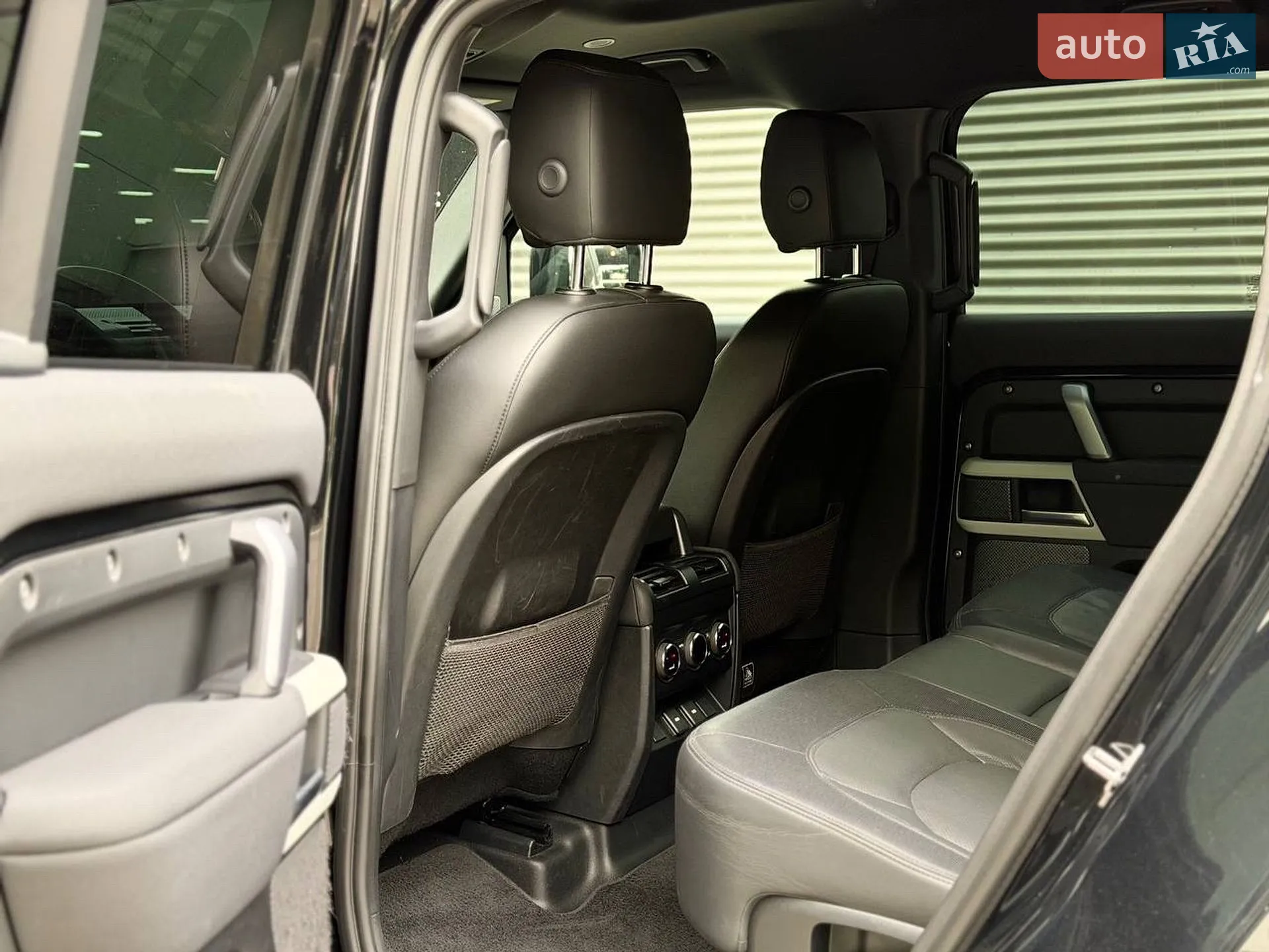2023 Land Rover Defender - мініатюра 14