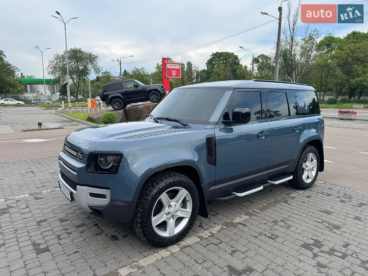 2021 Land Rover Defender - мініатюра 10