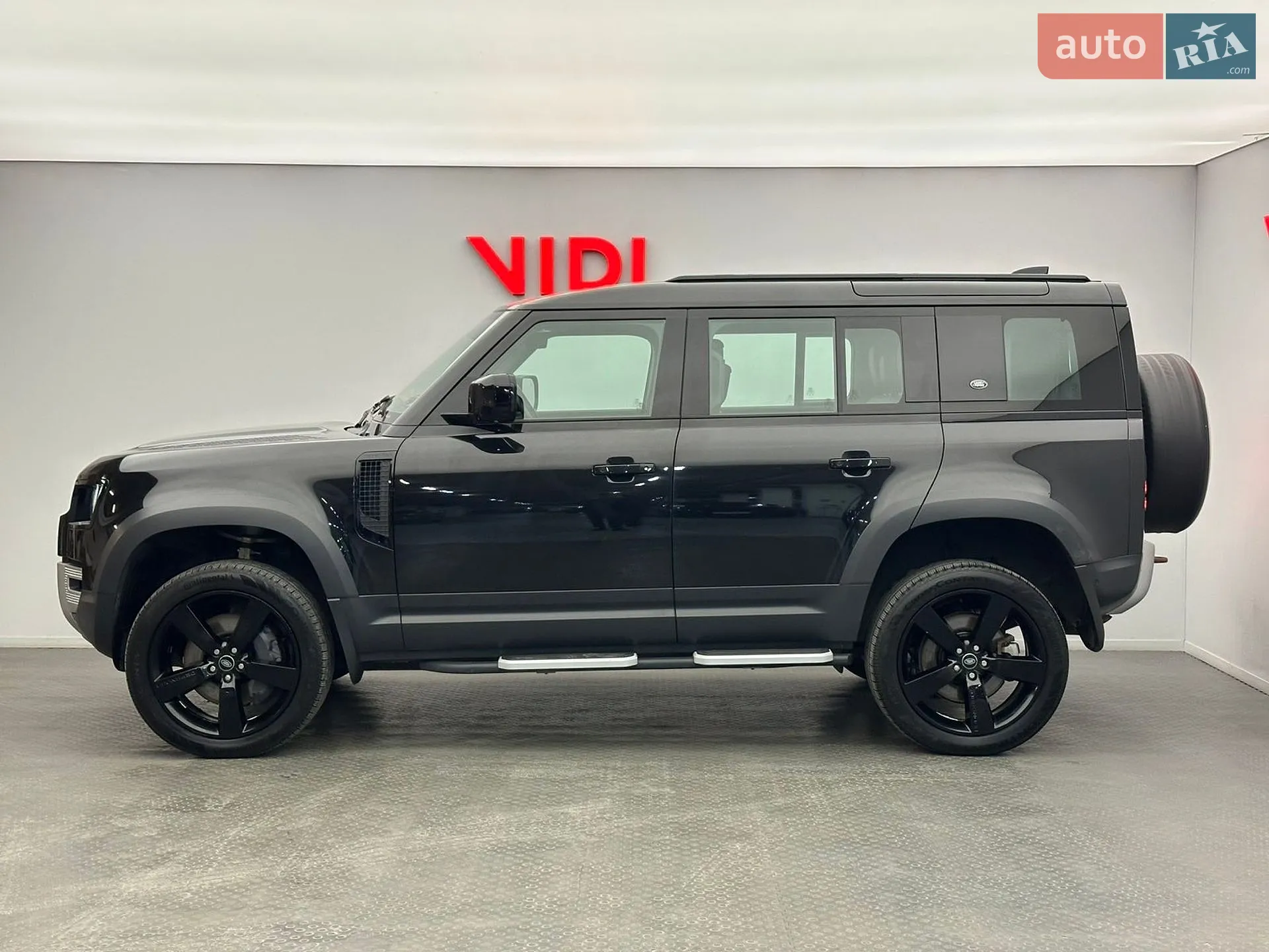 2021 Land Rover Defender - мініатюра 3