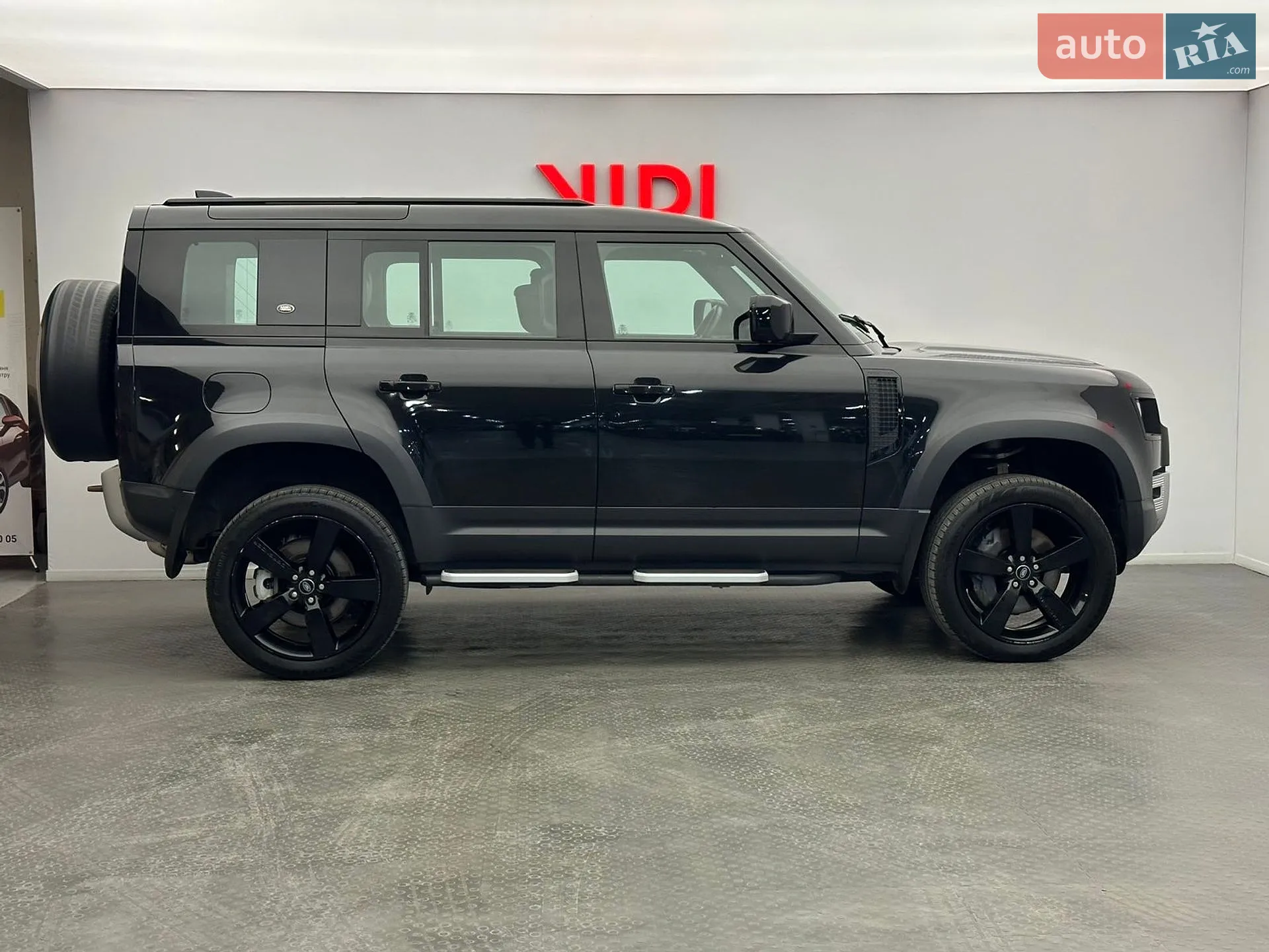 2021 Land Rover Defender - мініатюра 7