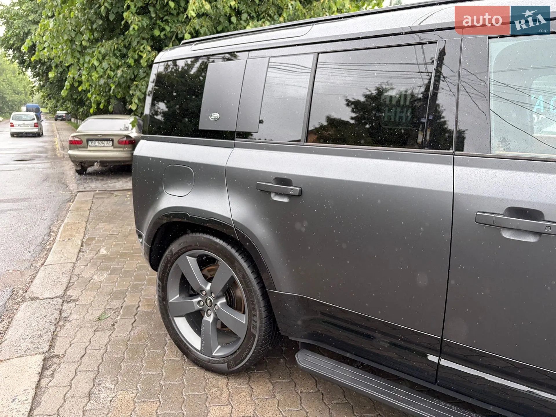 2024 Land Rover Defender - мініатюра 16