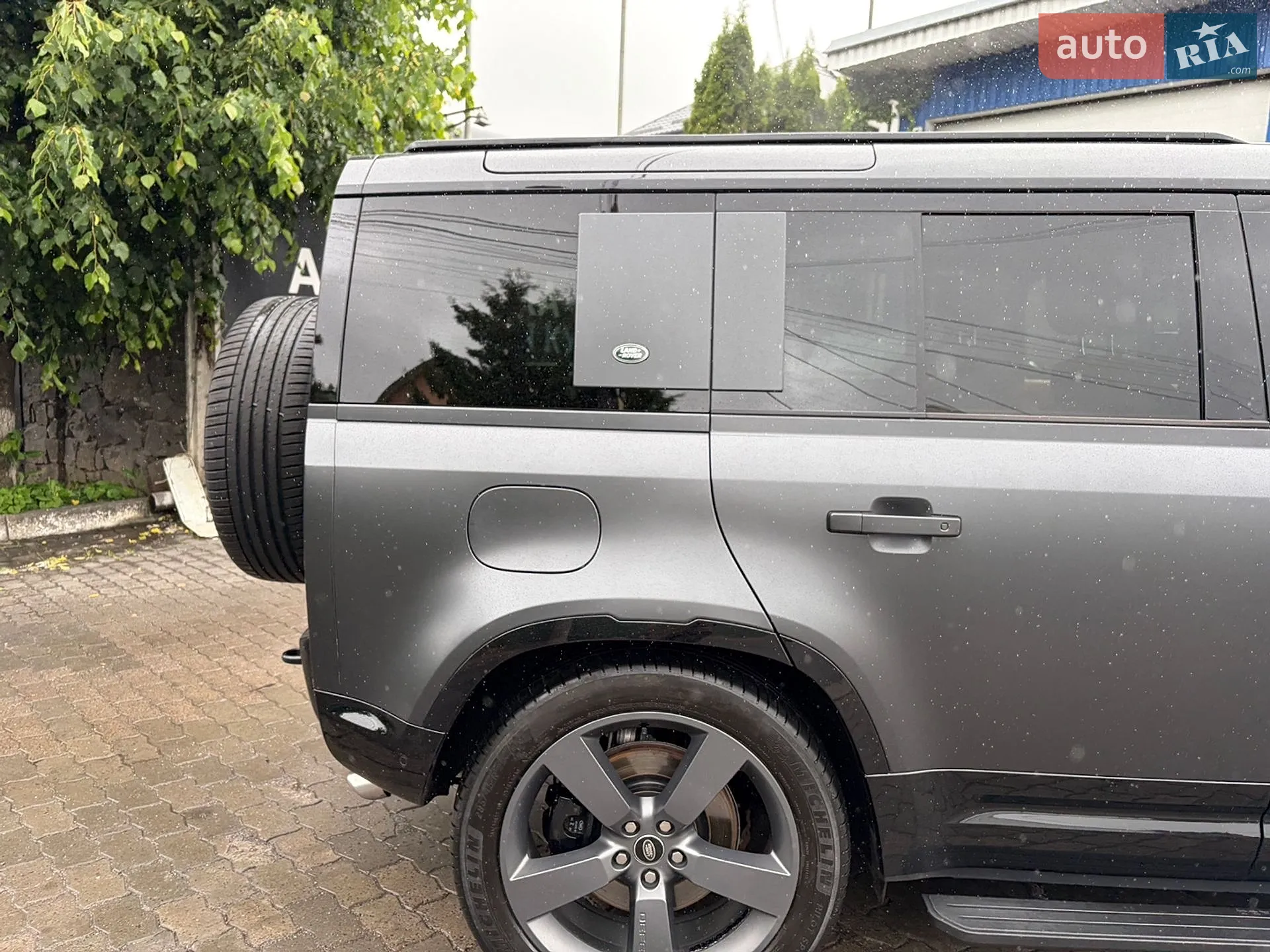 2024 Land Rover Defender - мініатюра 17