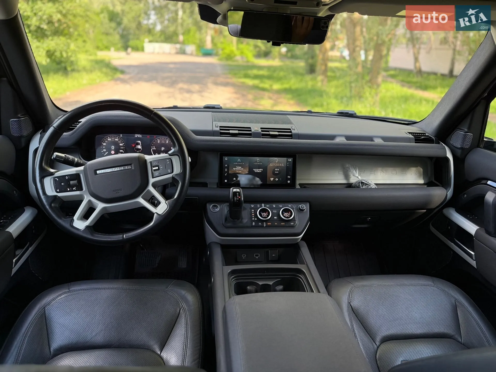 2021 Land Rover Defender - мініатюра 18