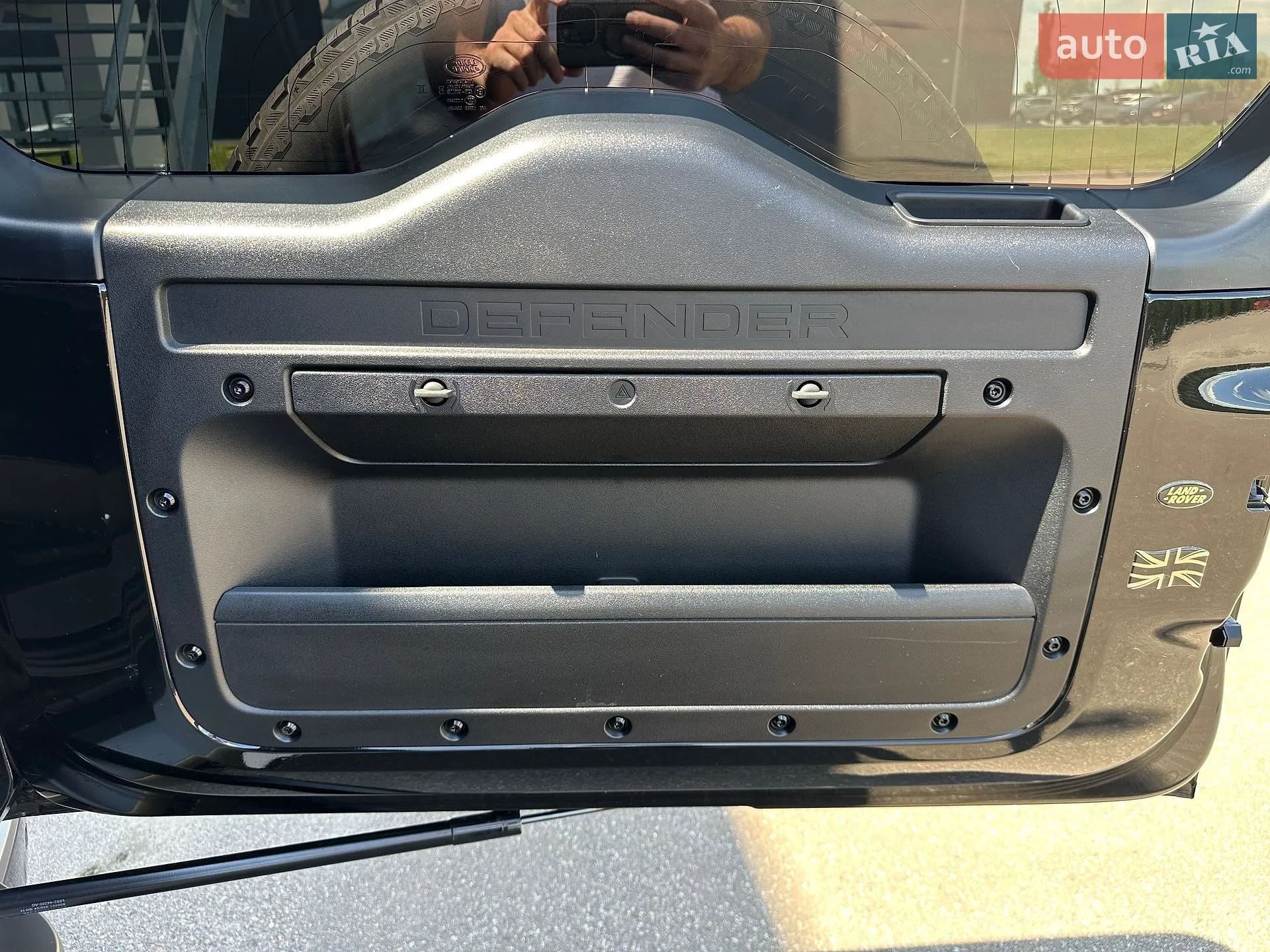 2024 Land Rover Defender - мініатюра 30