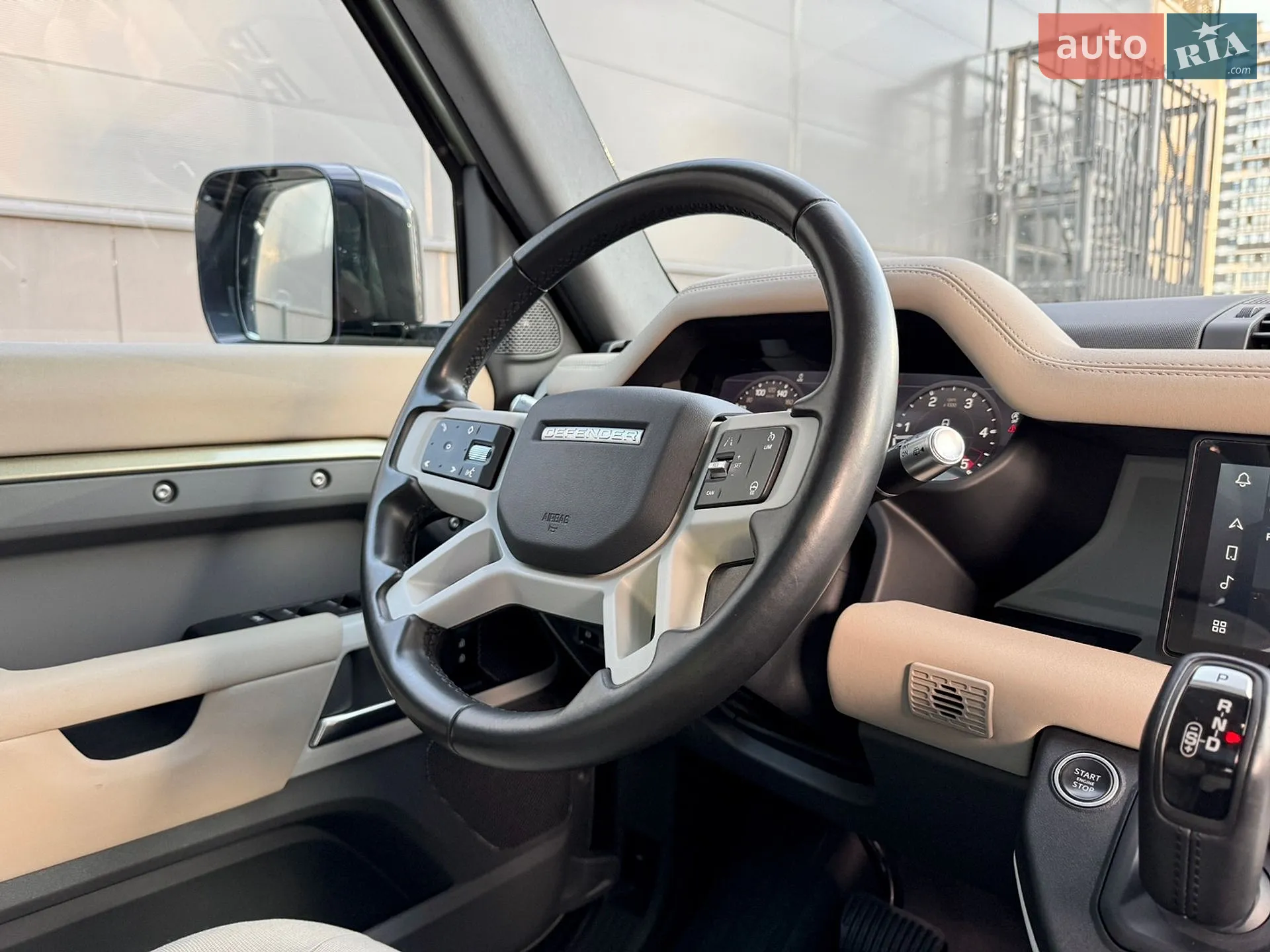 2020 Land Rover Defender - мініатюра 16
