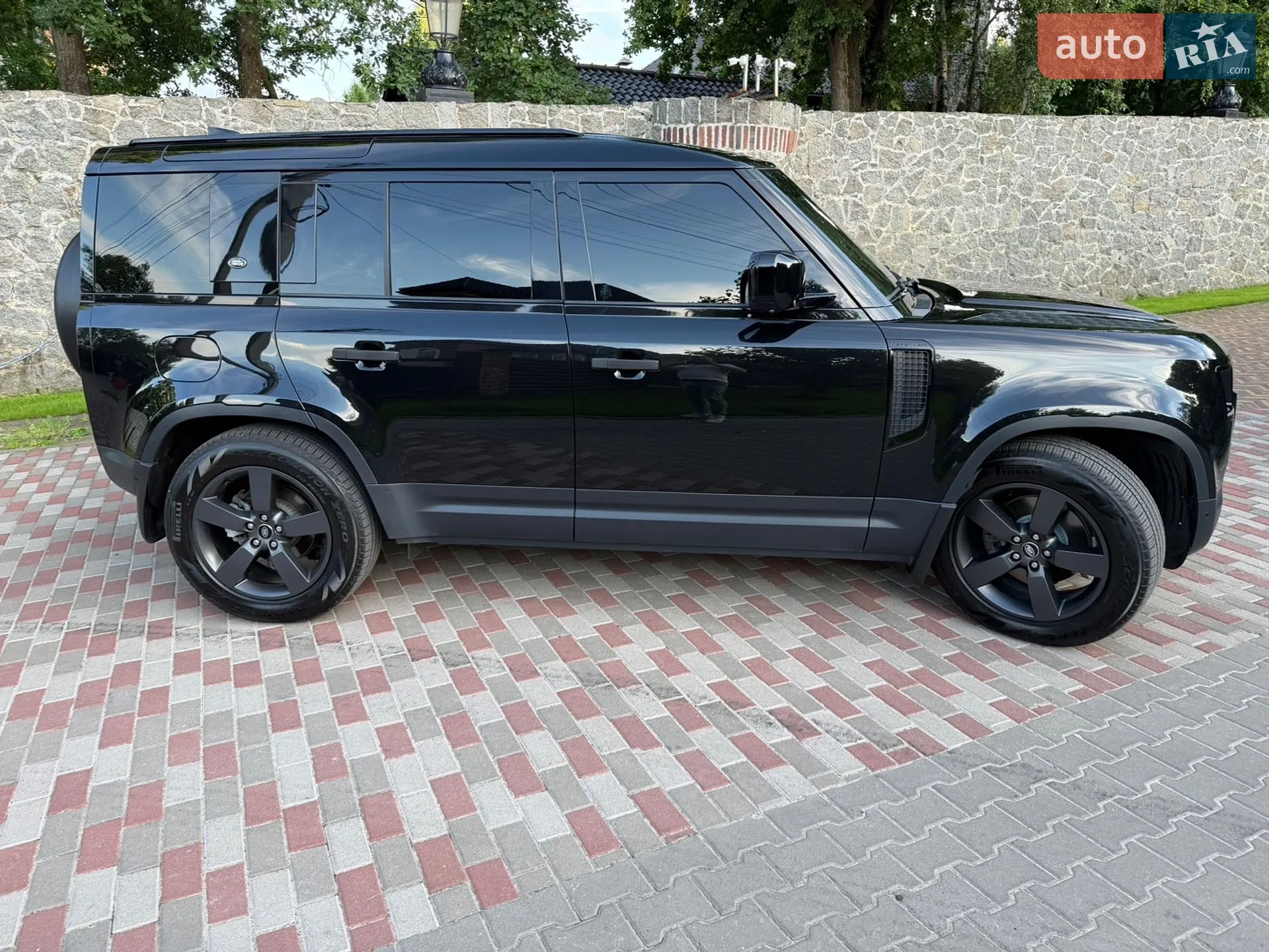 Land Rover Defender 2020 VIN SALEA7BNXL2021895 фото оголошення 4 з 23
