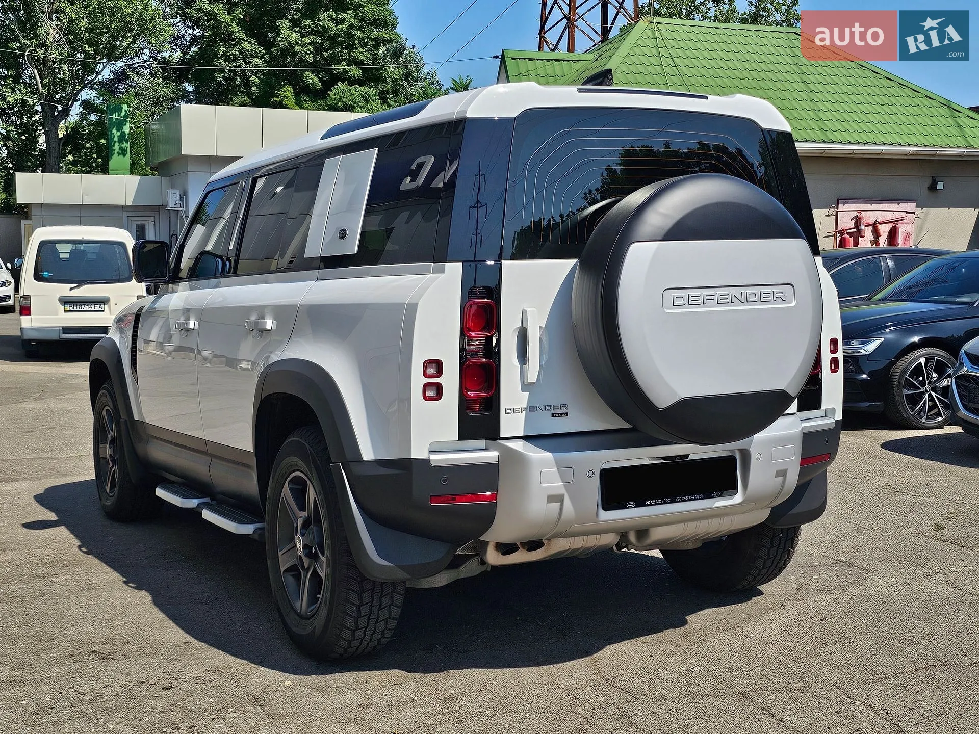 2020 Land Rover Defender - мініатюра 11