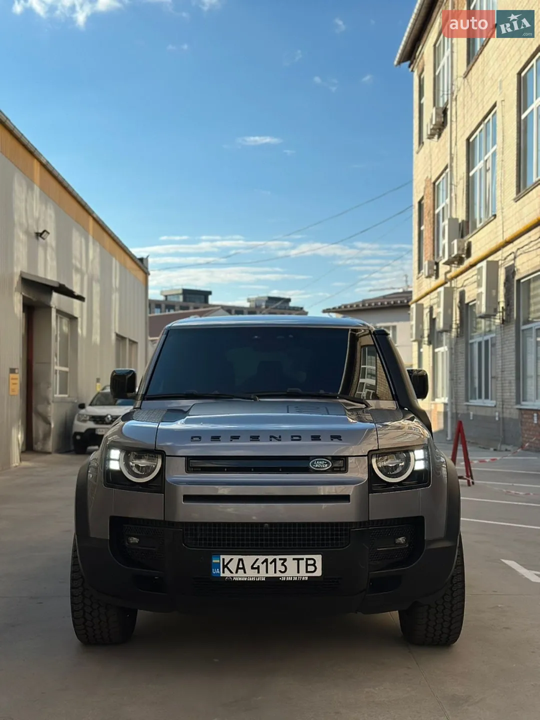 2020 Land Rover Defender - мініатюра 2