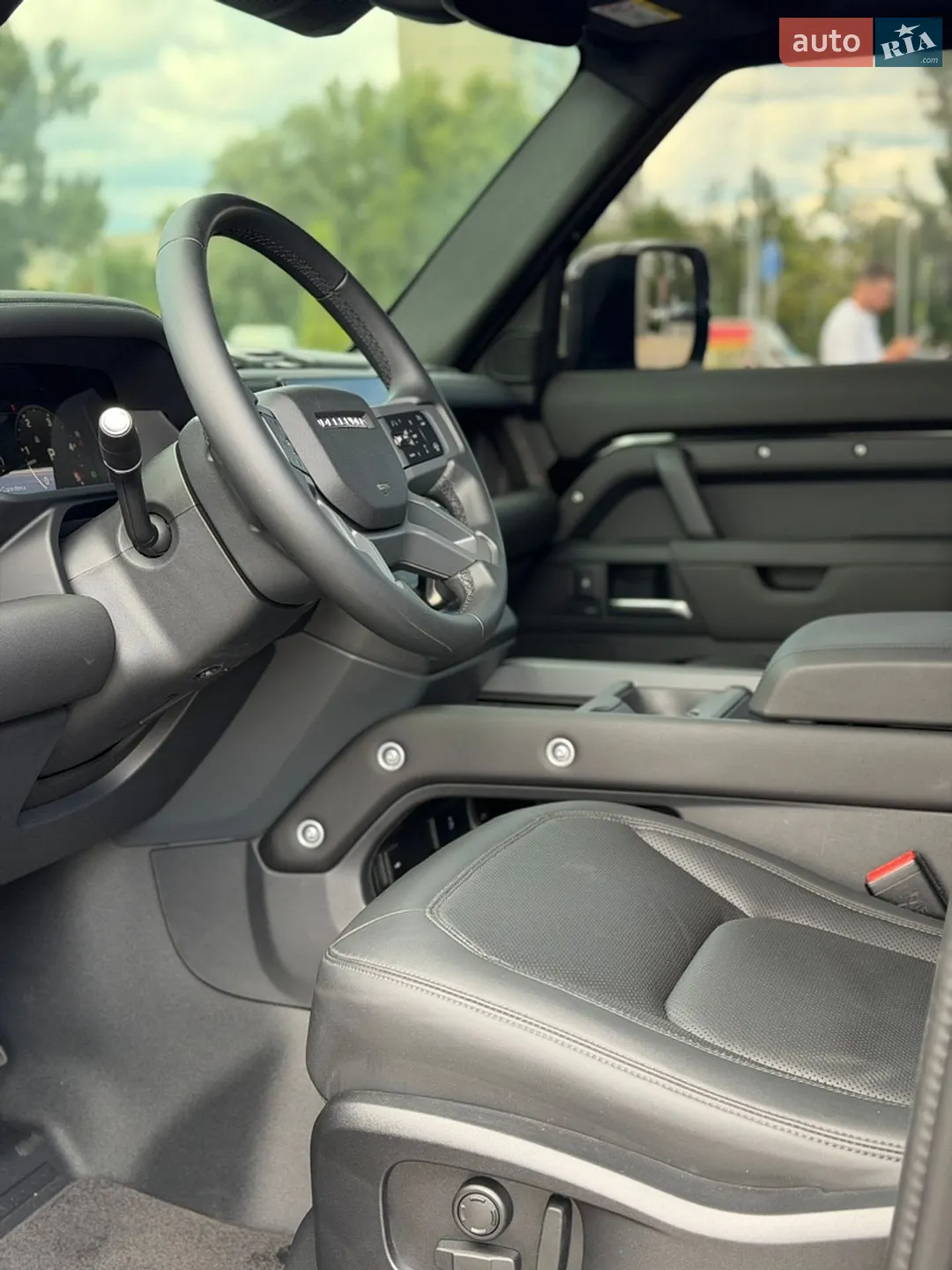 2025 Land Rover Defender - мініатюра 11