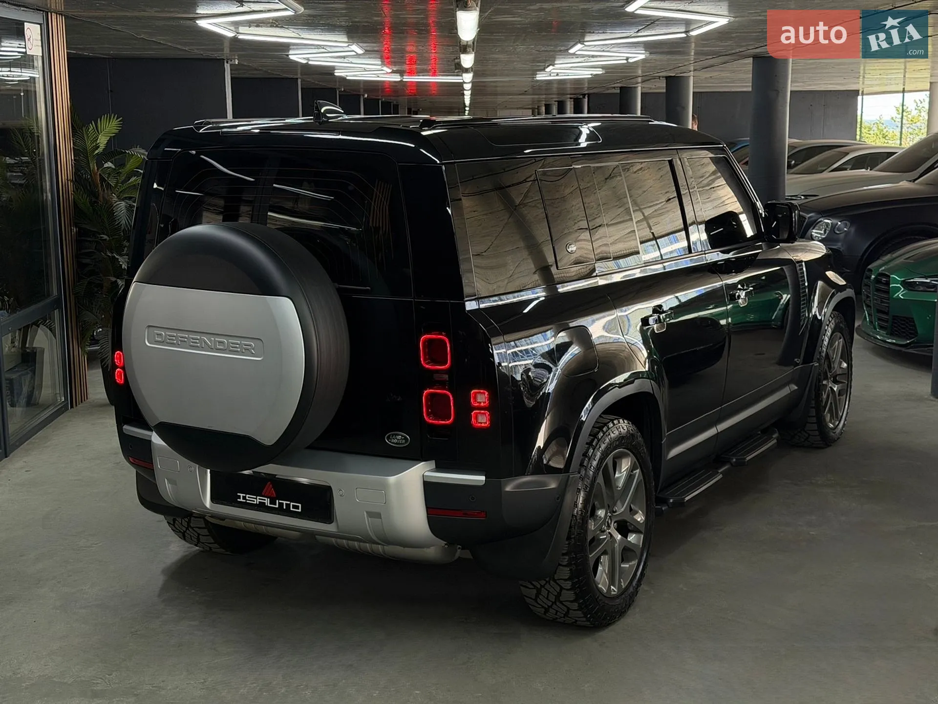 2022 Land Rover Defender - мініатюра 15