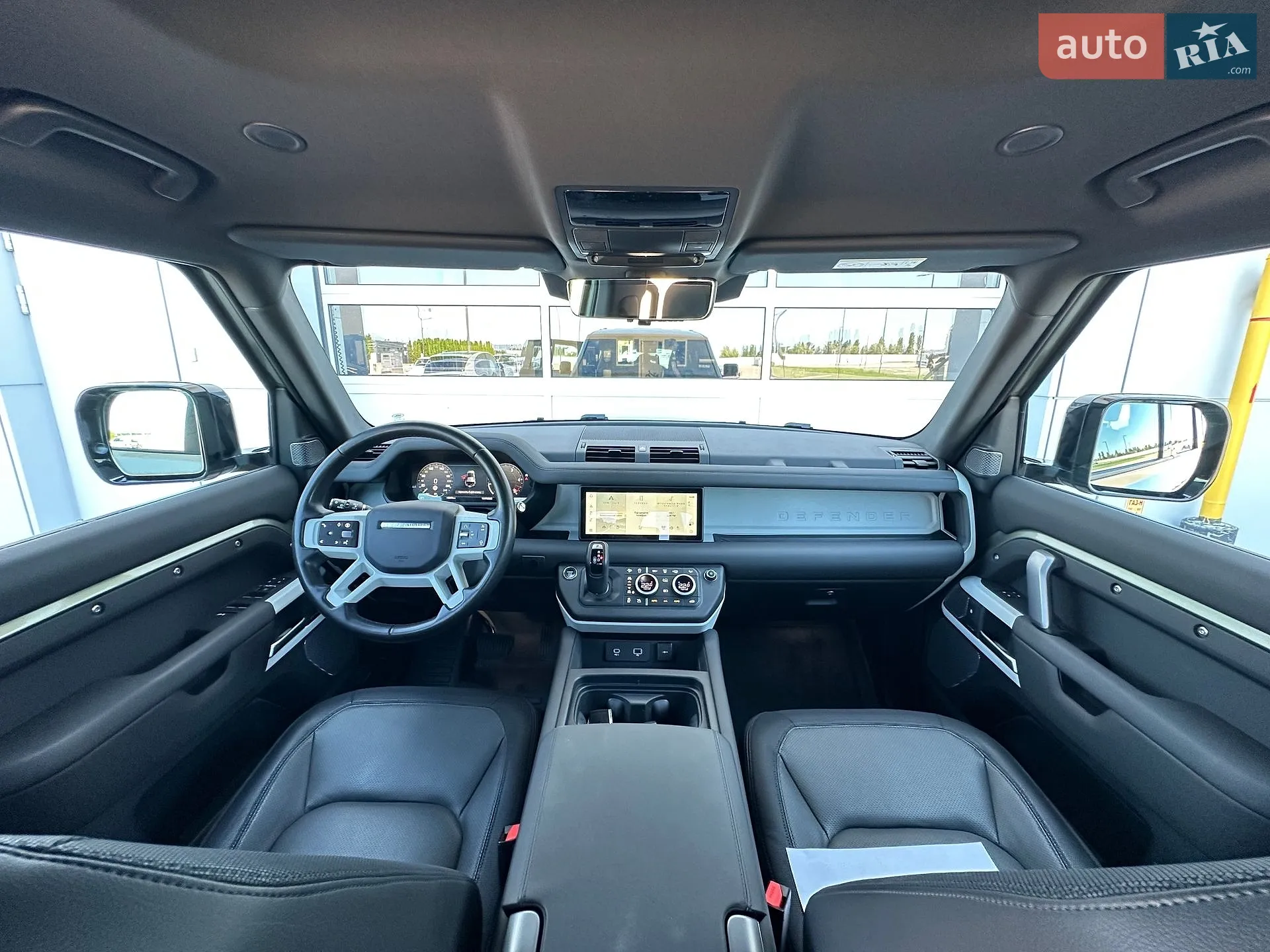 2024 Land Rover Defender - мініатюра 26