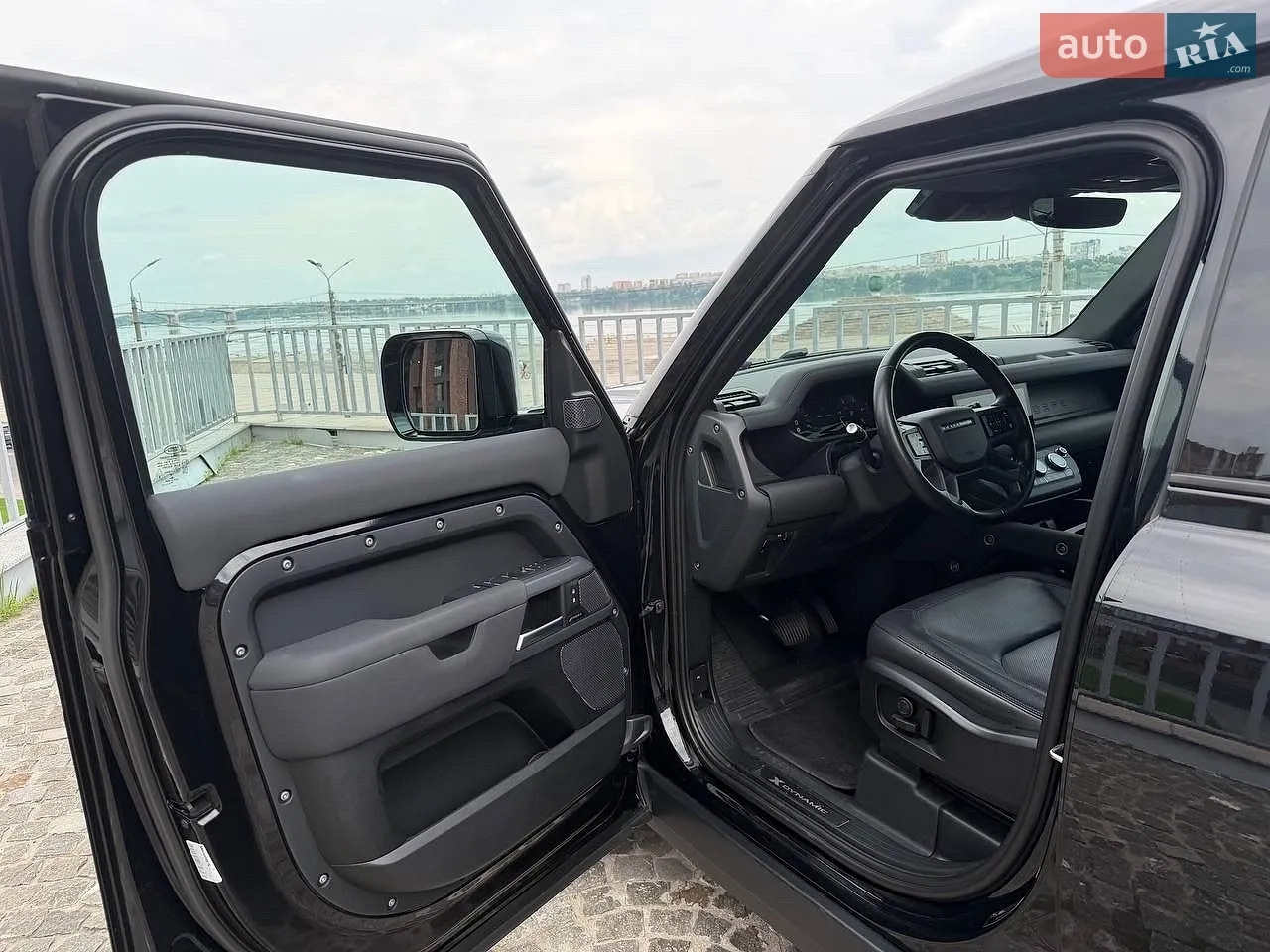 2022 Land Rover Defender - мініатюра 15