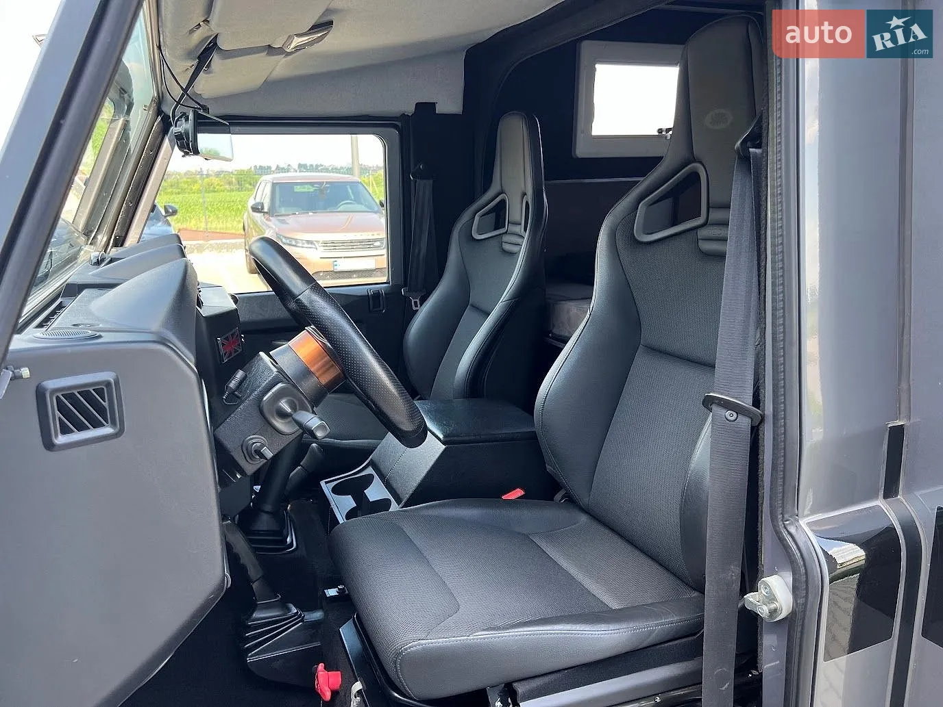 2013 Land Rover Defender - мініатюра 10