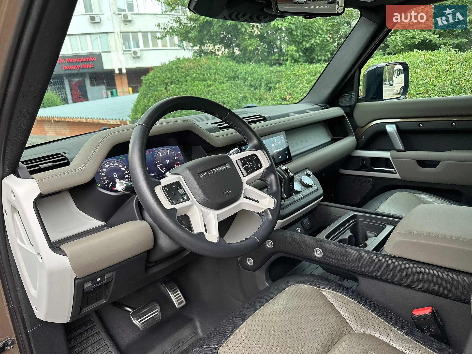 2021 Land Rover Defender - мініатюра 15