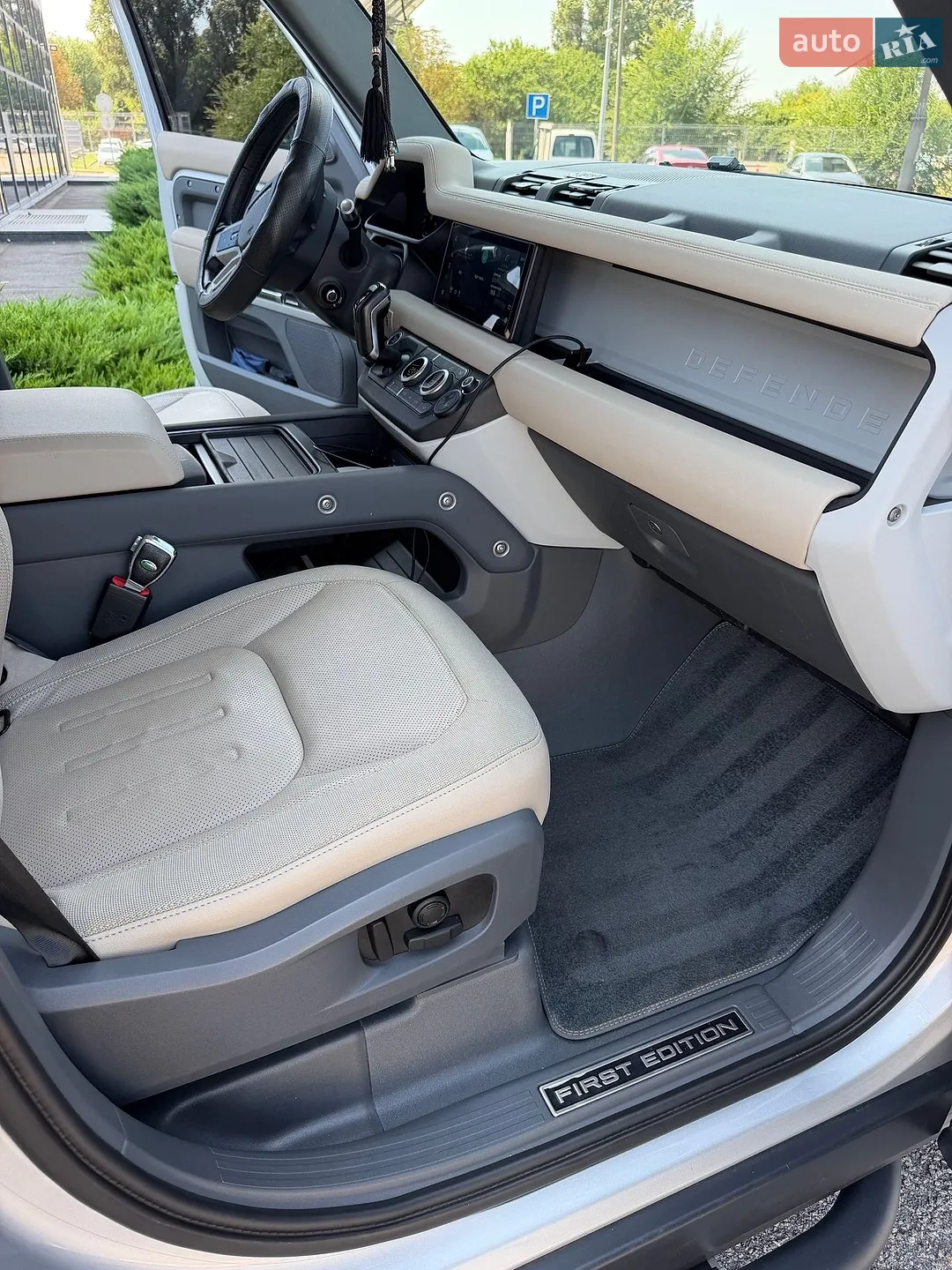 2020 Land Rover Defender - мініатюра 36