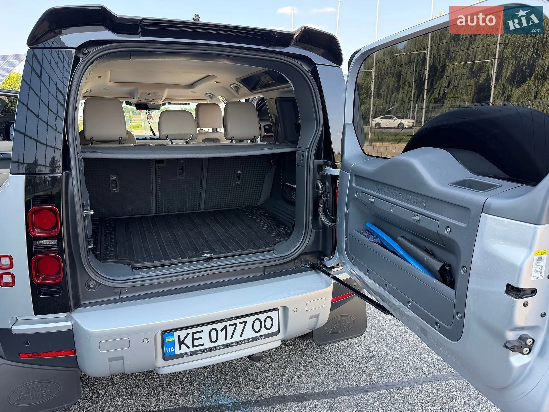 2020 Land Rover Defender - мініатюра 47
