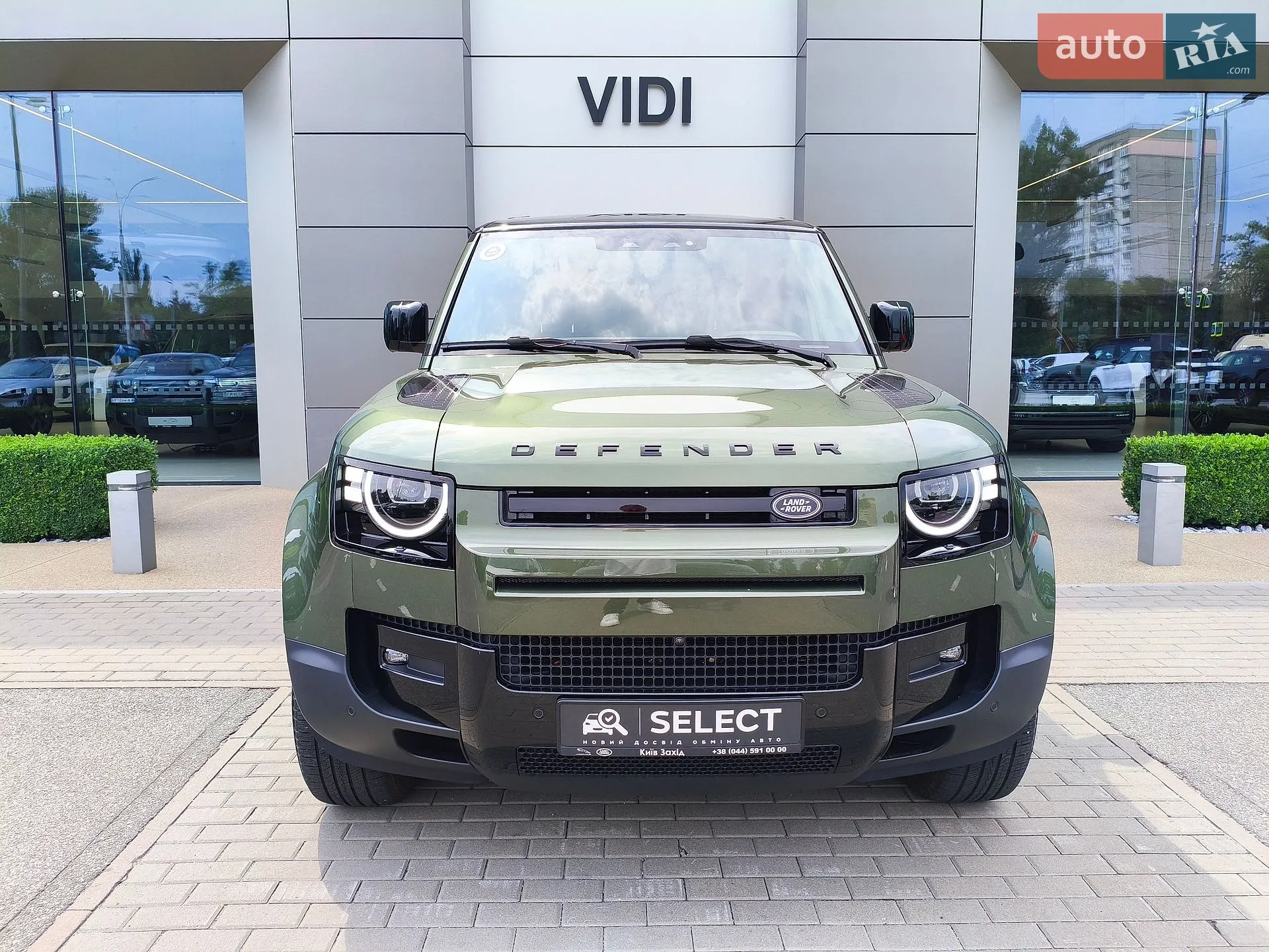 2026 Land Rover Defender - мініатюра 10