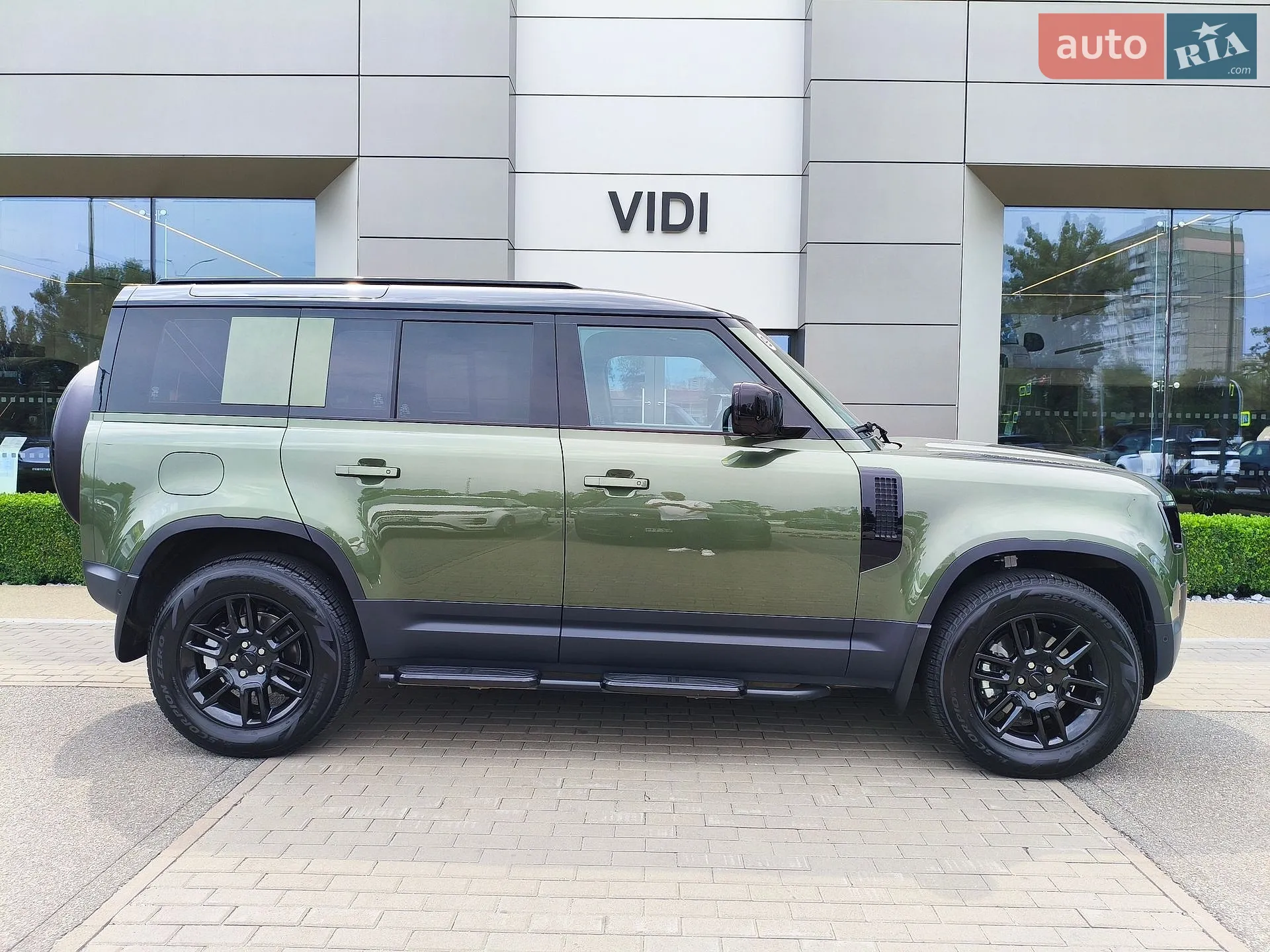 2026 Land Rover Defender - мініатюра 19
