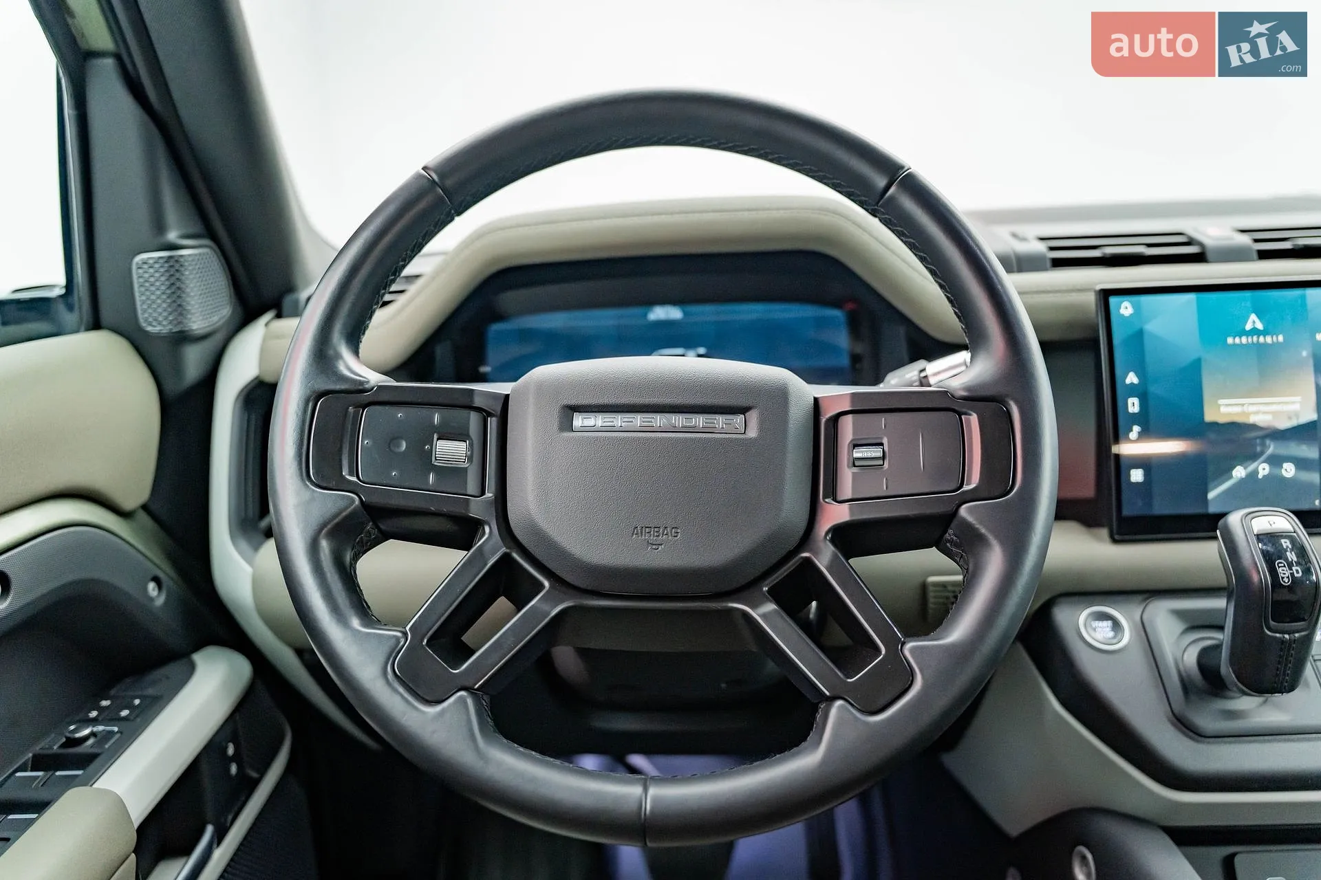 2021 Land Rover Defender - мініатюра 18