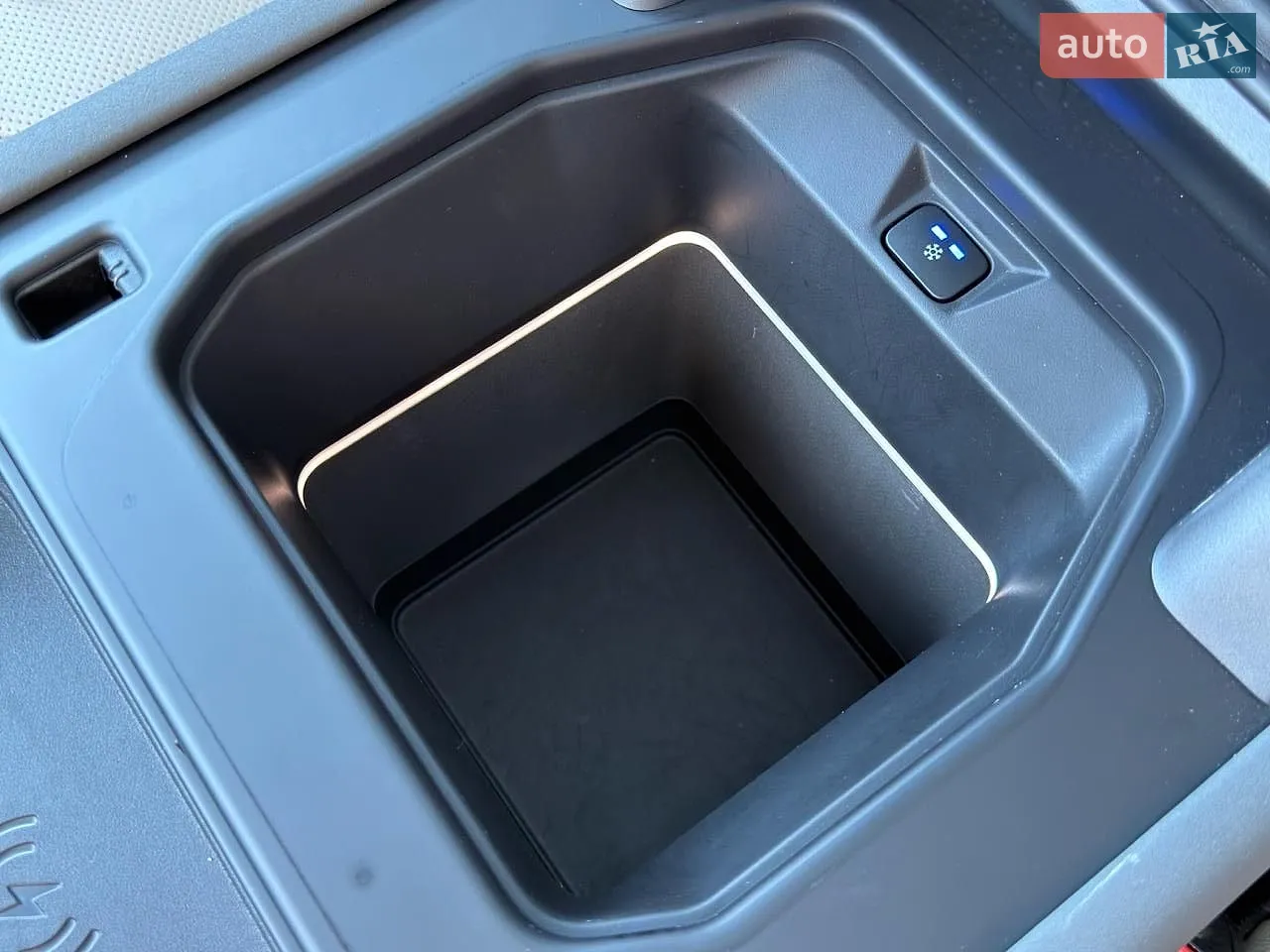 2020 Land Rover Defender - мініатюра 7