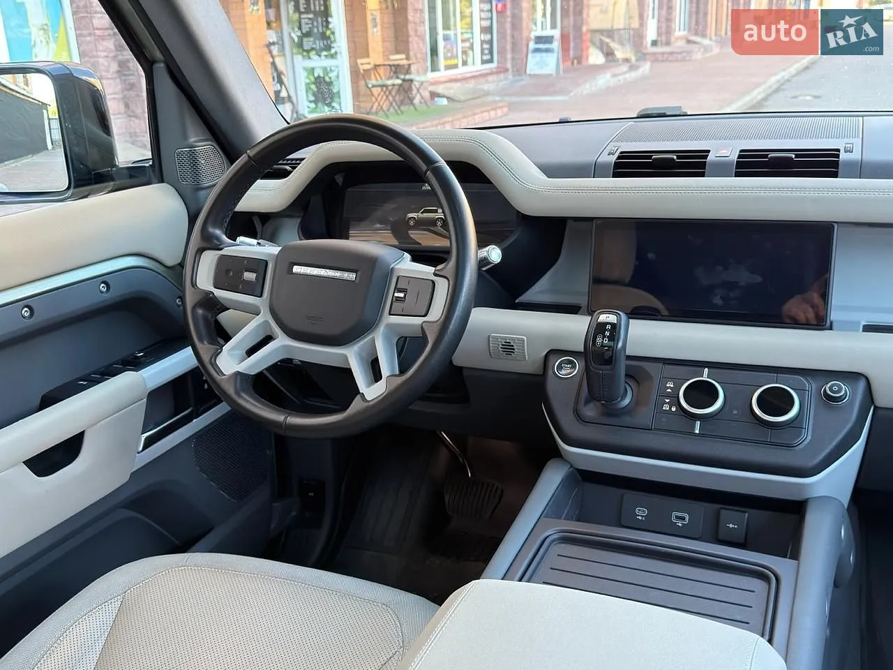 2020 Land Rover Defender - мініатюра 15