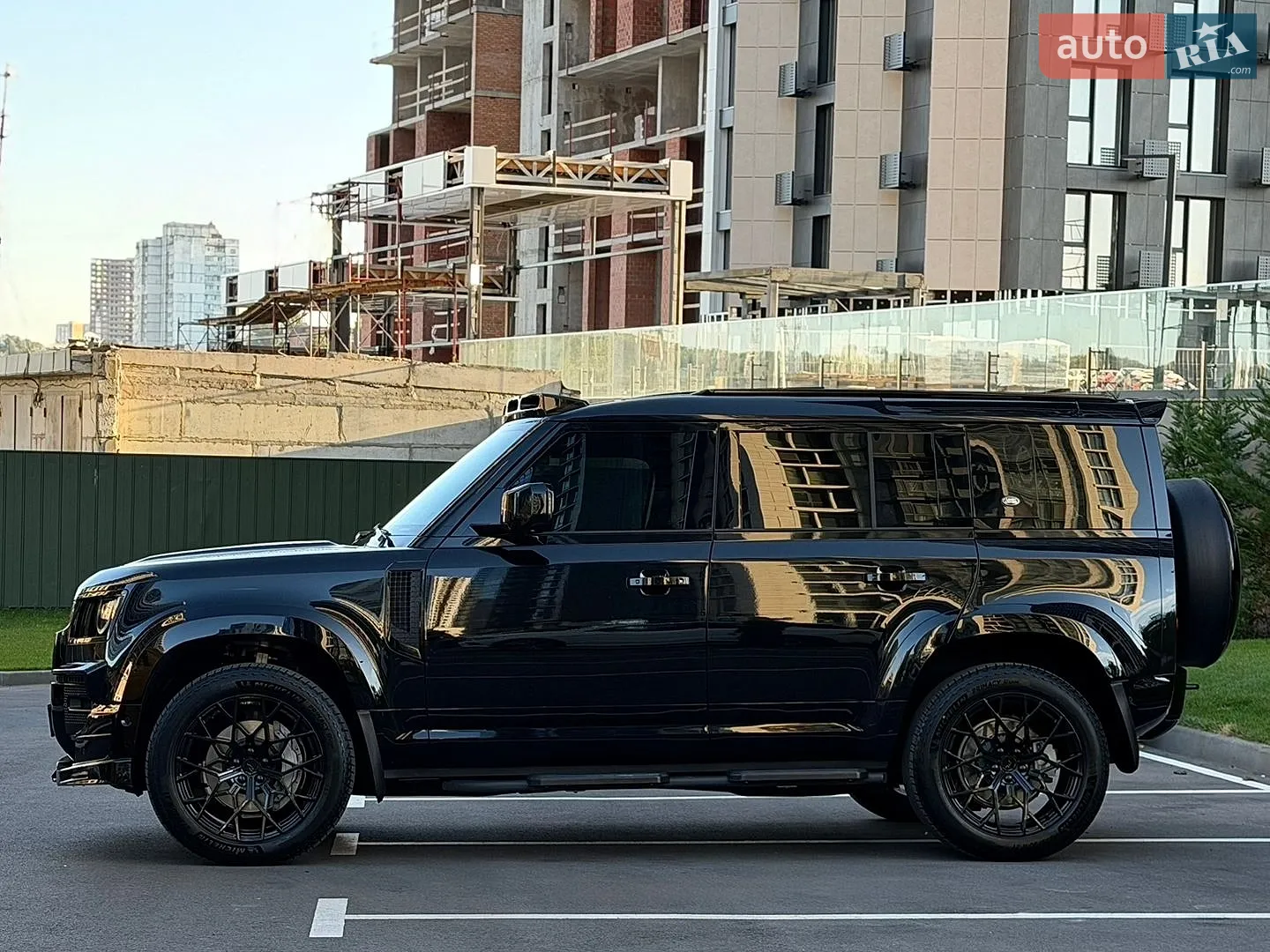 2022 Land Rover Defender - мініатюра 13
