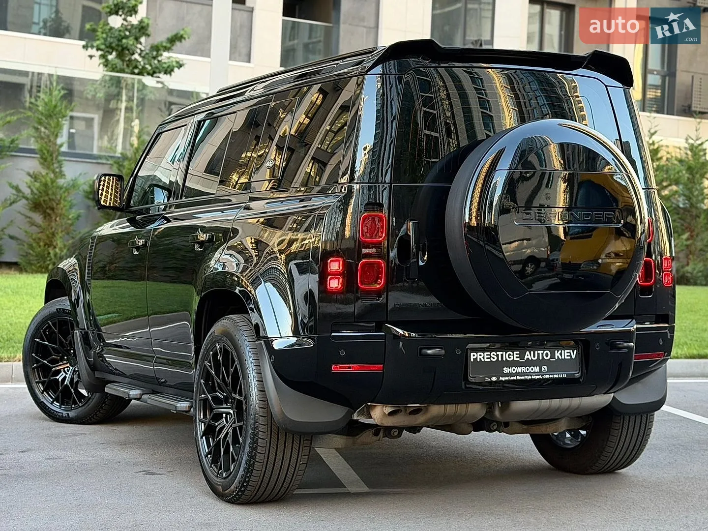 2022 Land Rover Defender - мініатюра 28