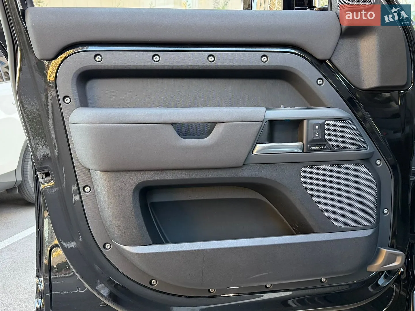 2022 Land Rover Defender - мініатюра 58