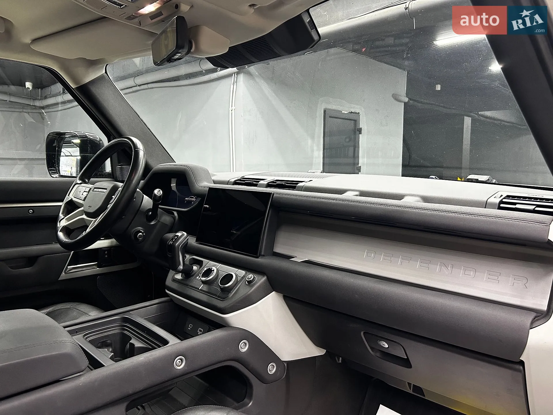 2021 Land Rover Defender - мініатюра 23