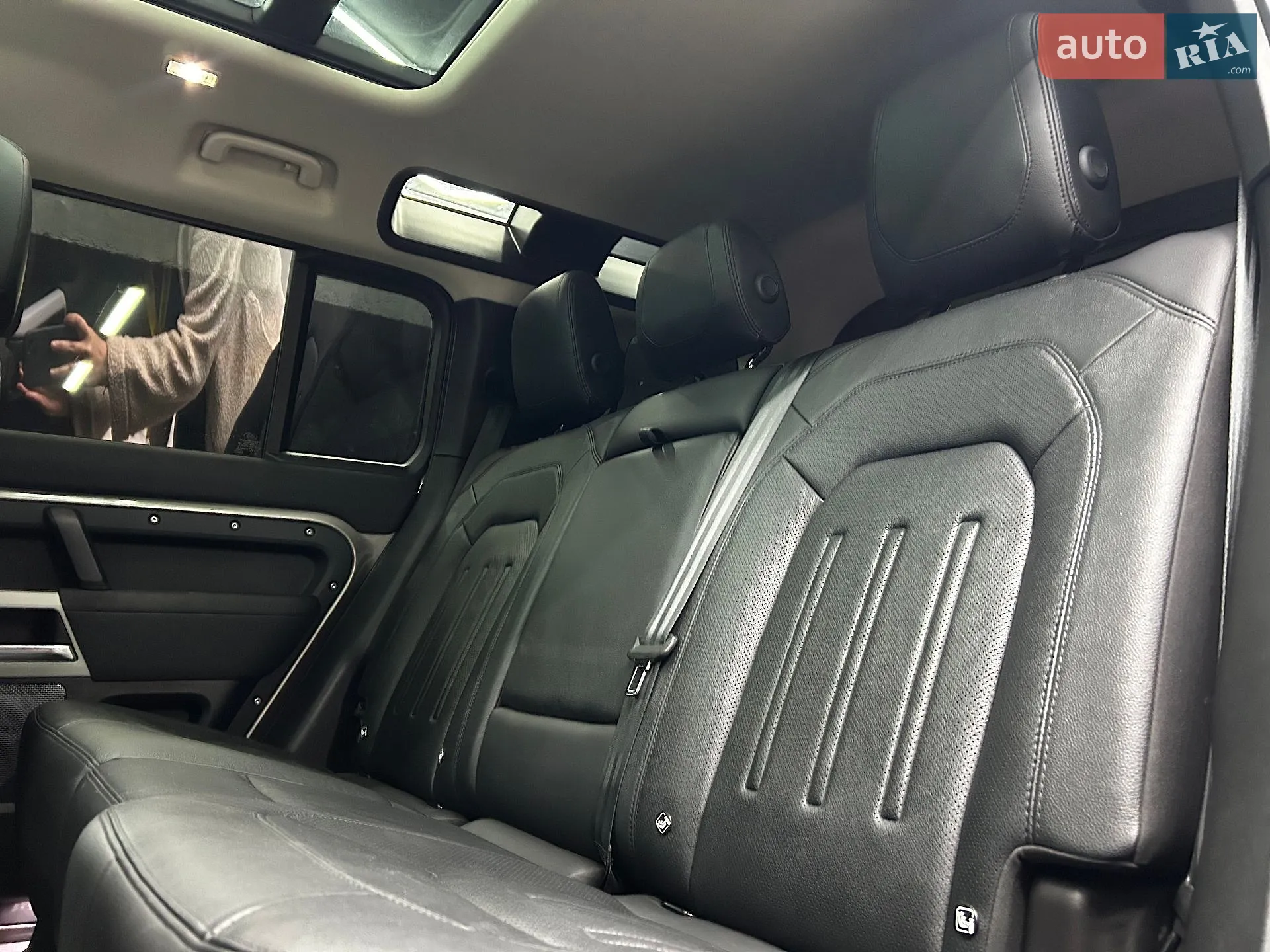 2021 Land Rover Defender - мініатюра 29