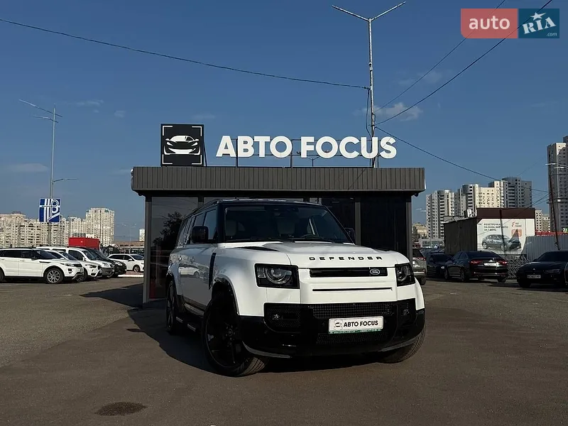 Land Rover Defender
