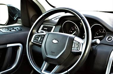 Позашляховик / Кросовер Land Rover Discovery Sport 2016 в 