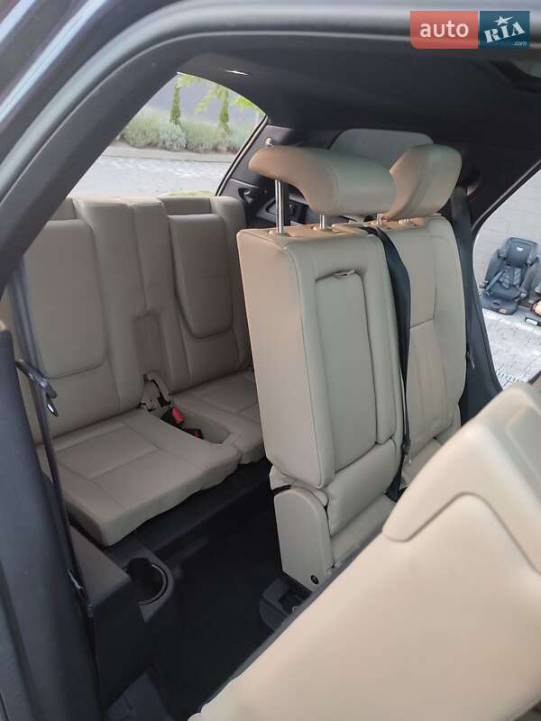 Позашляховик / Кросовер Land Rover Discovery Sport 2015 в Івано-Франківську