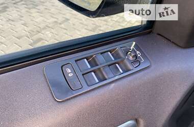 Внедорожник / Кроссовер Land Rover Discovery Sport 2018 в 