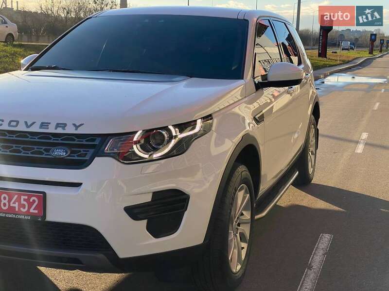 Внедорожник / Кроссовер Land Rover Discovery Sport 2017 в Киеве