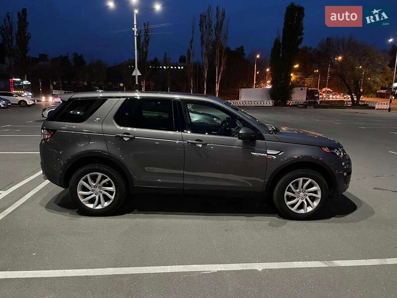 Внедорожник / Кроссовер Land Rover Discovery Sport 2016 в Киеве