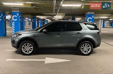 Внедорожник / Кроссовер Land Rover Discovery Sport 2016 в 
