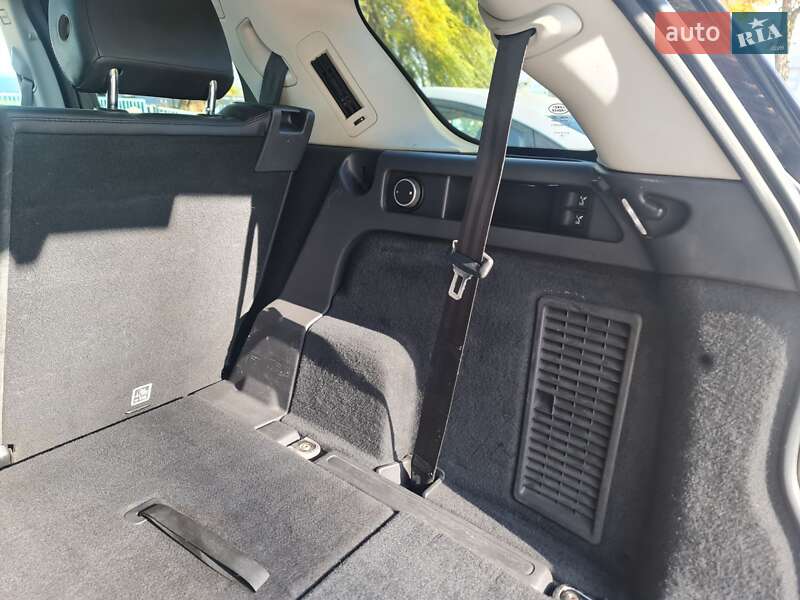 Позашляховик / Кросовер Land Rover Discovery Sport 2015 в Магдалинівці